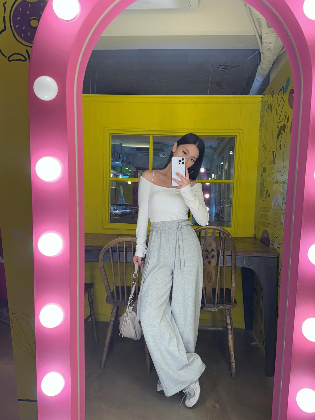 一字領Top (連pad)