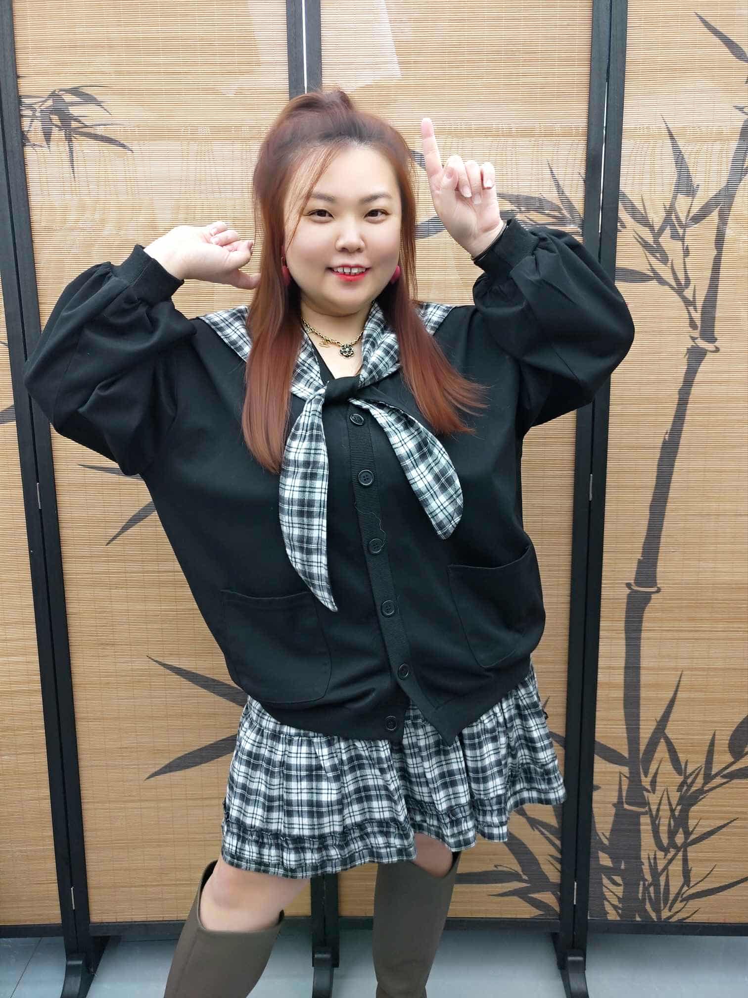 DDF04 8501(C11) 帽子海军风设计格子裙子套装