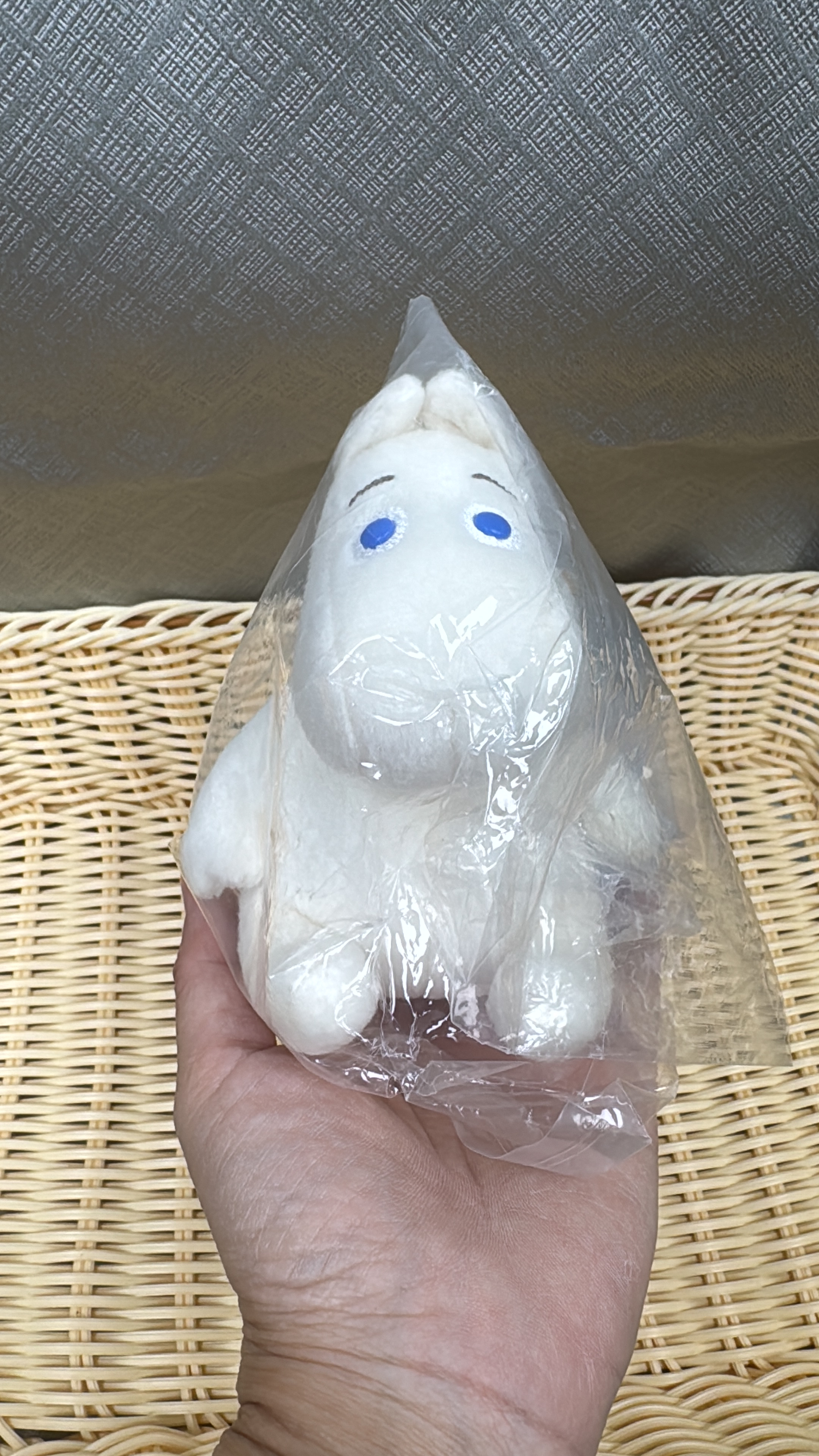 日版姆明可坐公仔