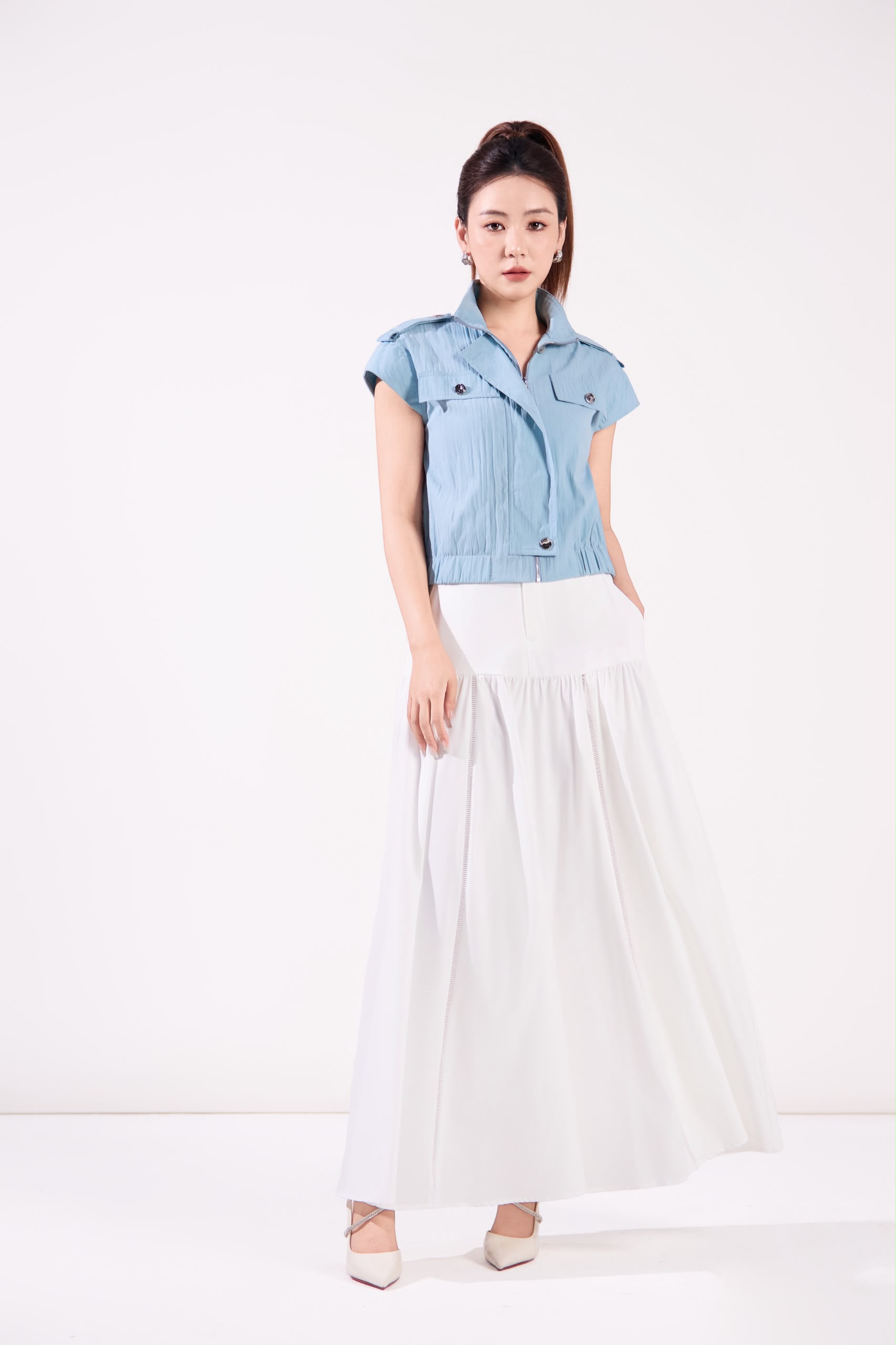 10141154 Utility Zip-Up Cropped Jacket Top