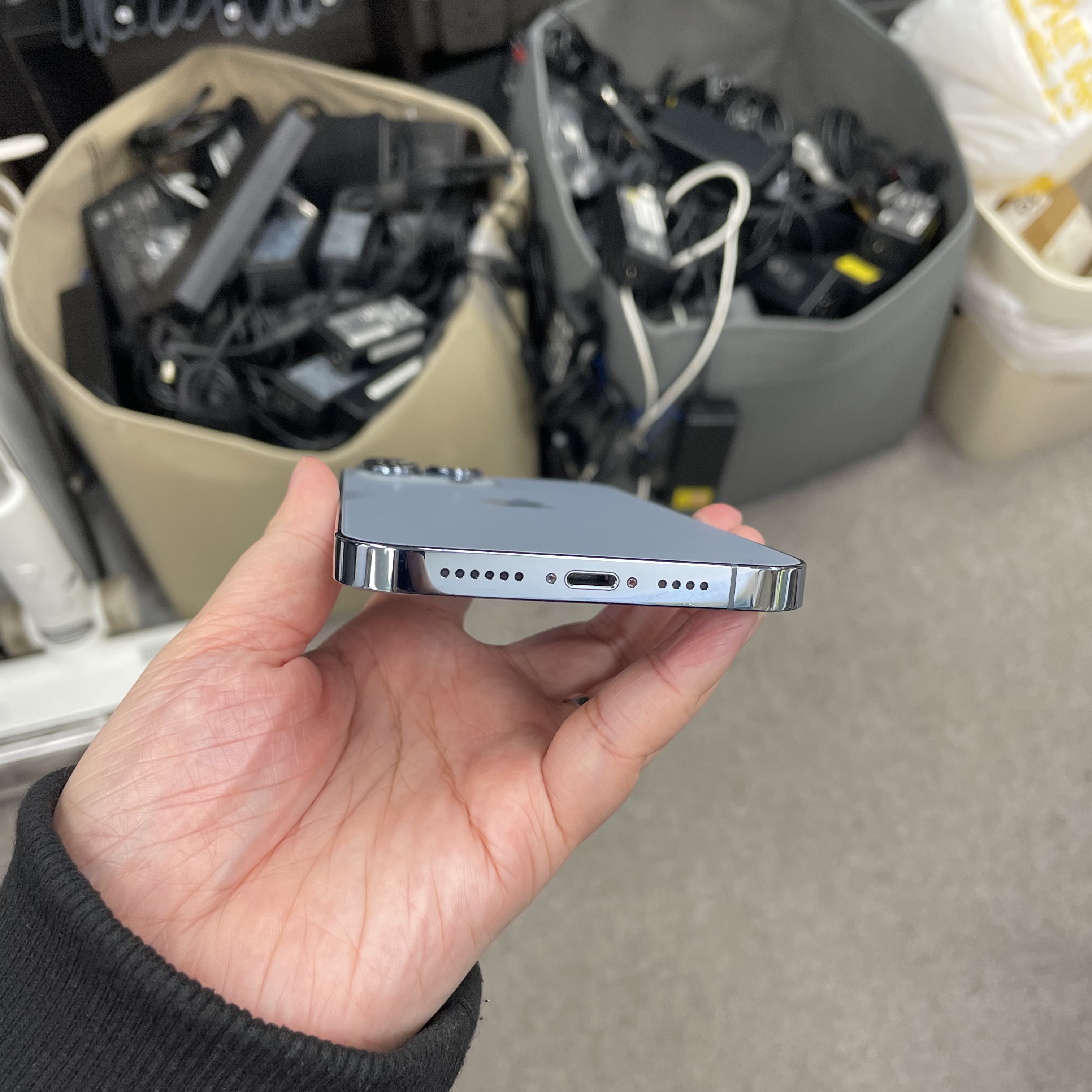 *5935 13 Promax 勁靚機 256GB 電77 藍色 blue