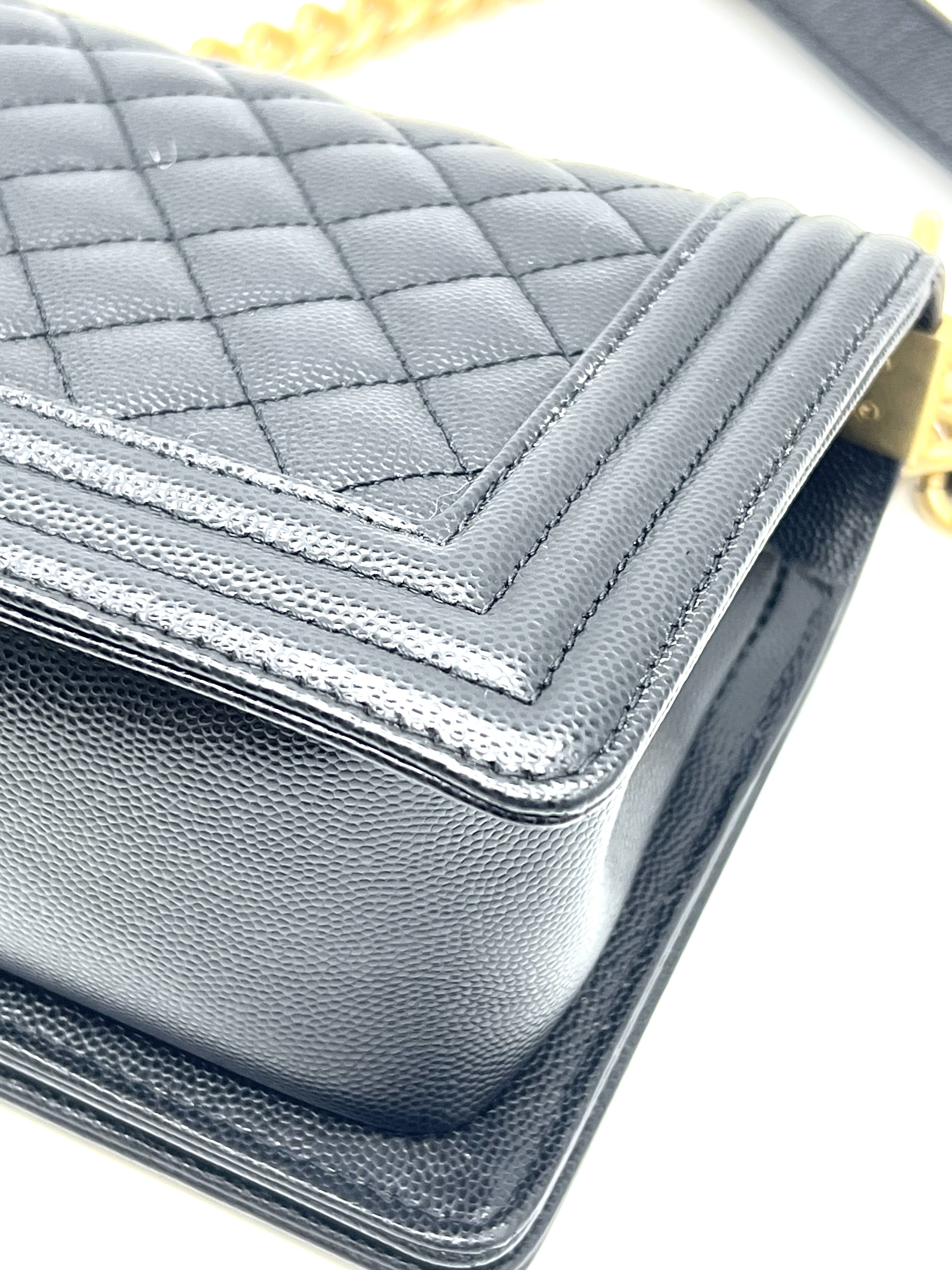 Pre-Owned CHANEL Boy 25 / Product Code: 26042211