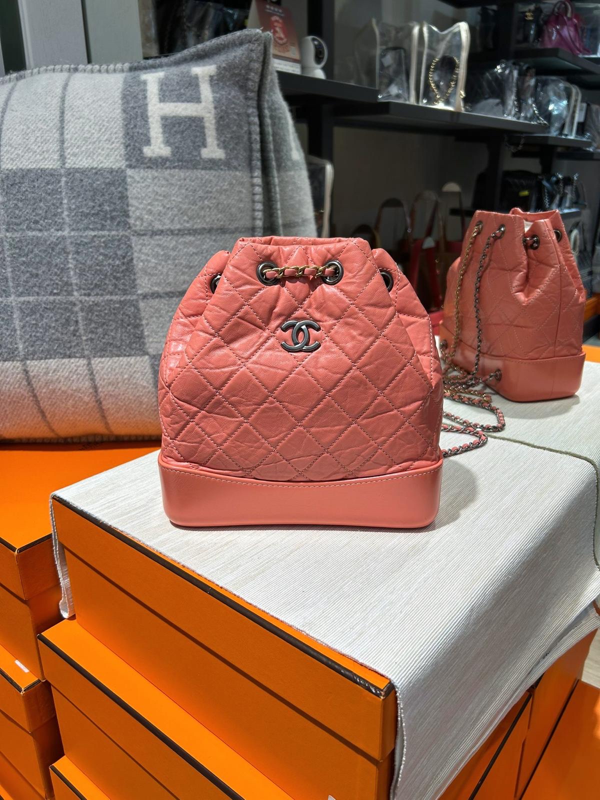 Chanel Gabrielle backpack small 100%Authentic ,95%new ✅CARD✅dust bag