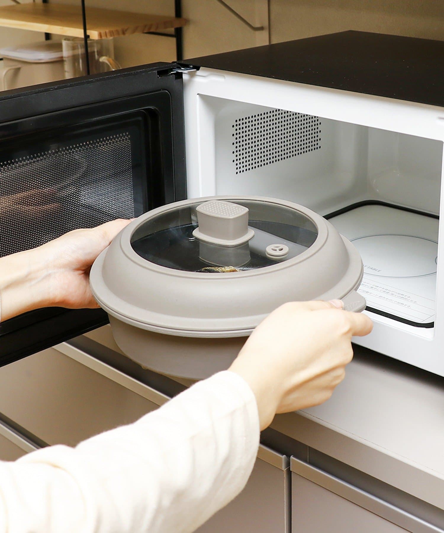 [日本代購] [3 coins] KITINTO Microwave Cooker 1.1L