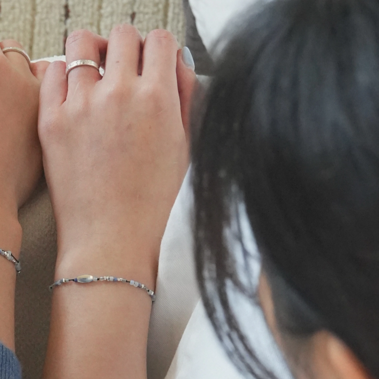 [OfOR] 3月) 젊음의 바다, line bracelet 