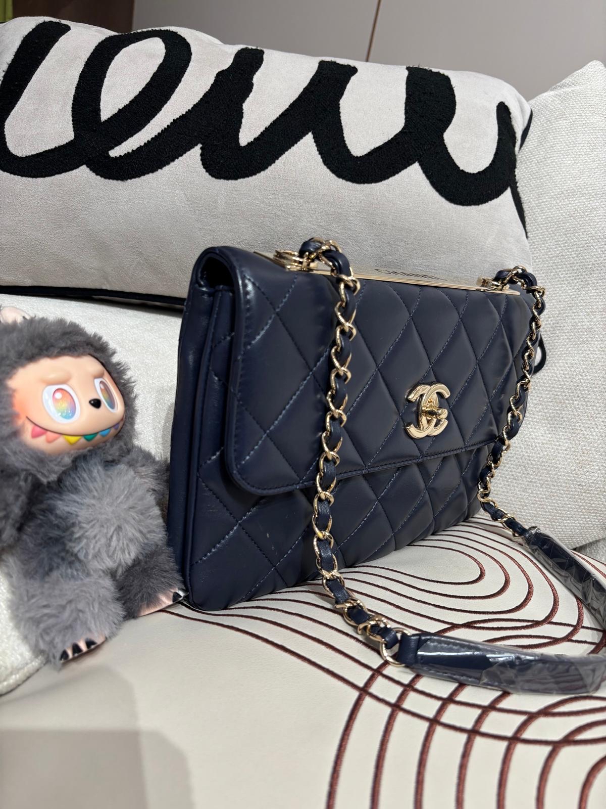 Chanel trendy cc flap bag navy 100%Authentic,95%new ✅Card✅dust bag✅box
