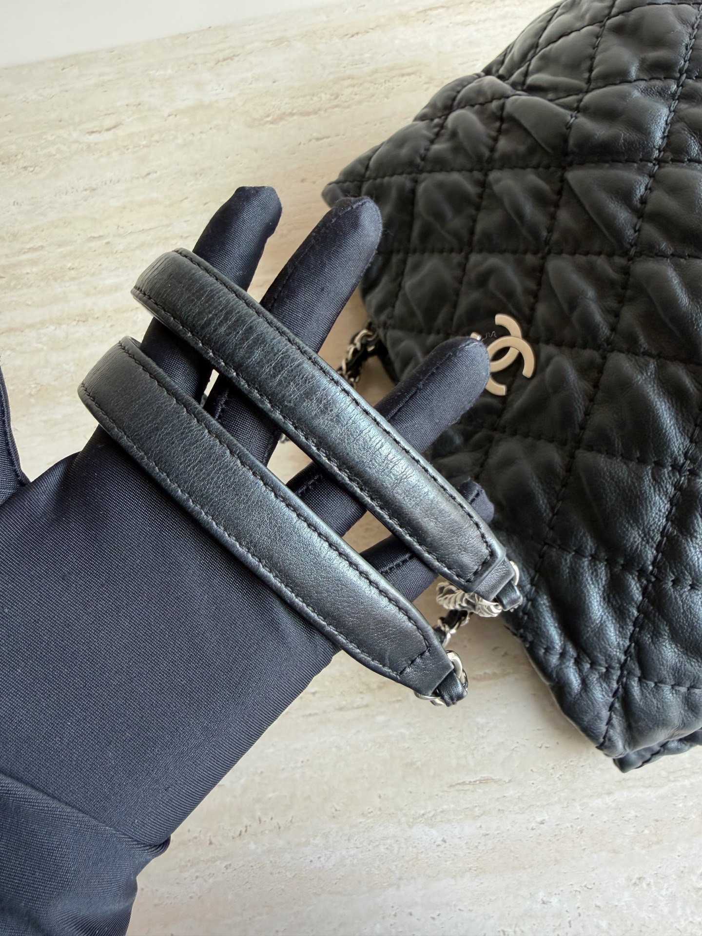 【預訂貨品】Chanel黑色牛皮泡芙tote bag