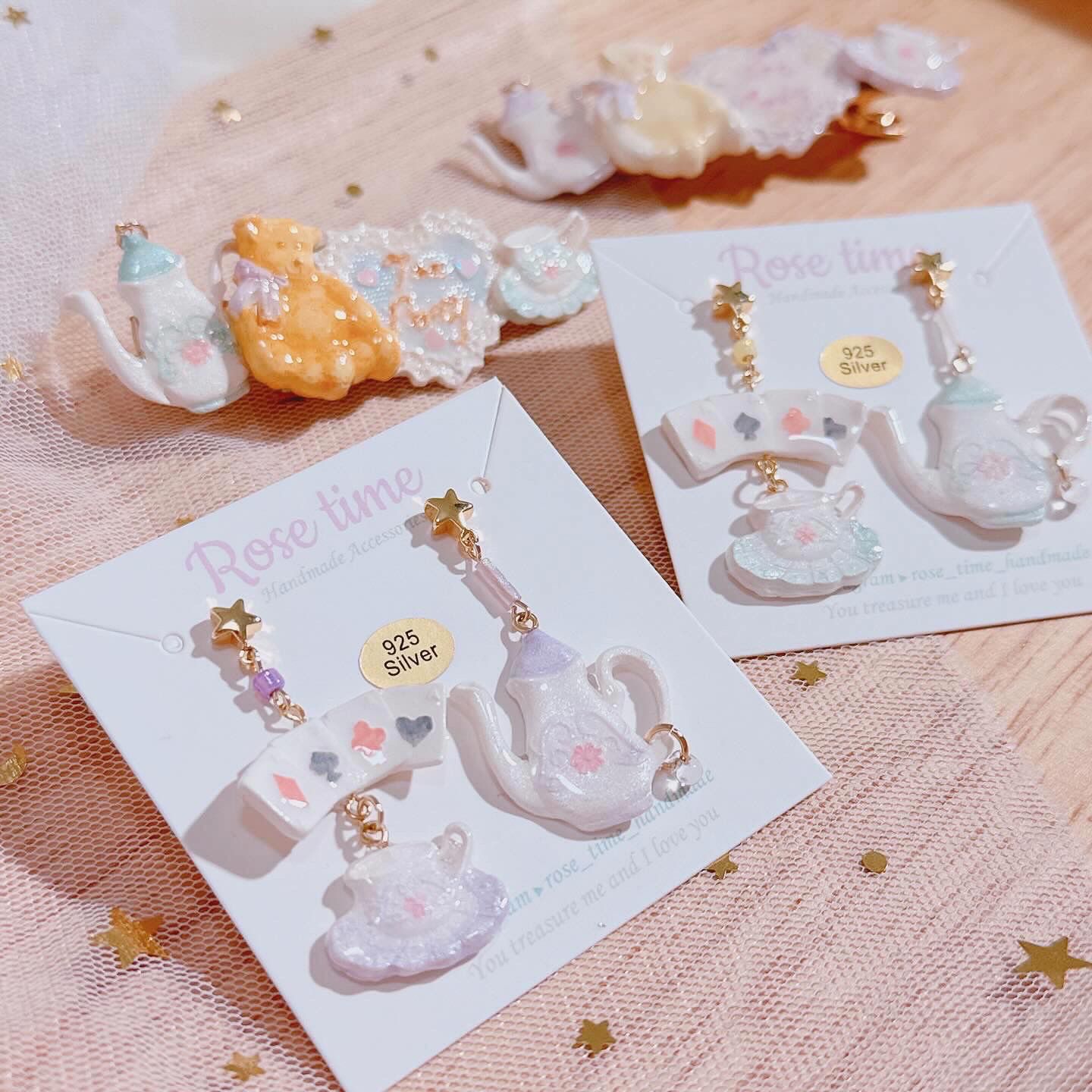 ᴿᵒˢᵉ ᵗⁱᵐᵉ ʰᵃⁿᵈᵐᵃᵈᵉ7️⃣週年 #3月31日-4月2日半價飾物 🈹  愛麗絲甜甜下午茶系列 耳環 兩色入🩵🩷