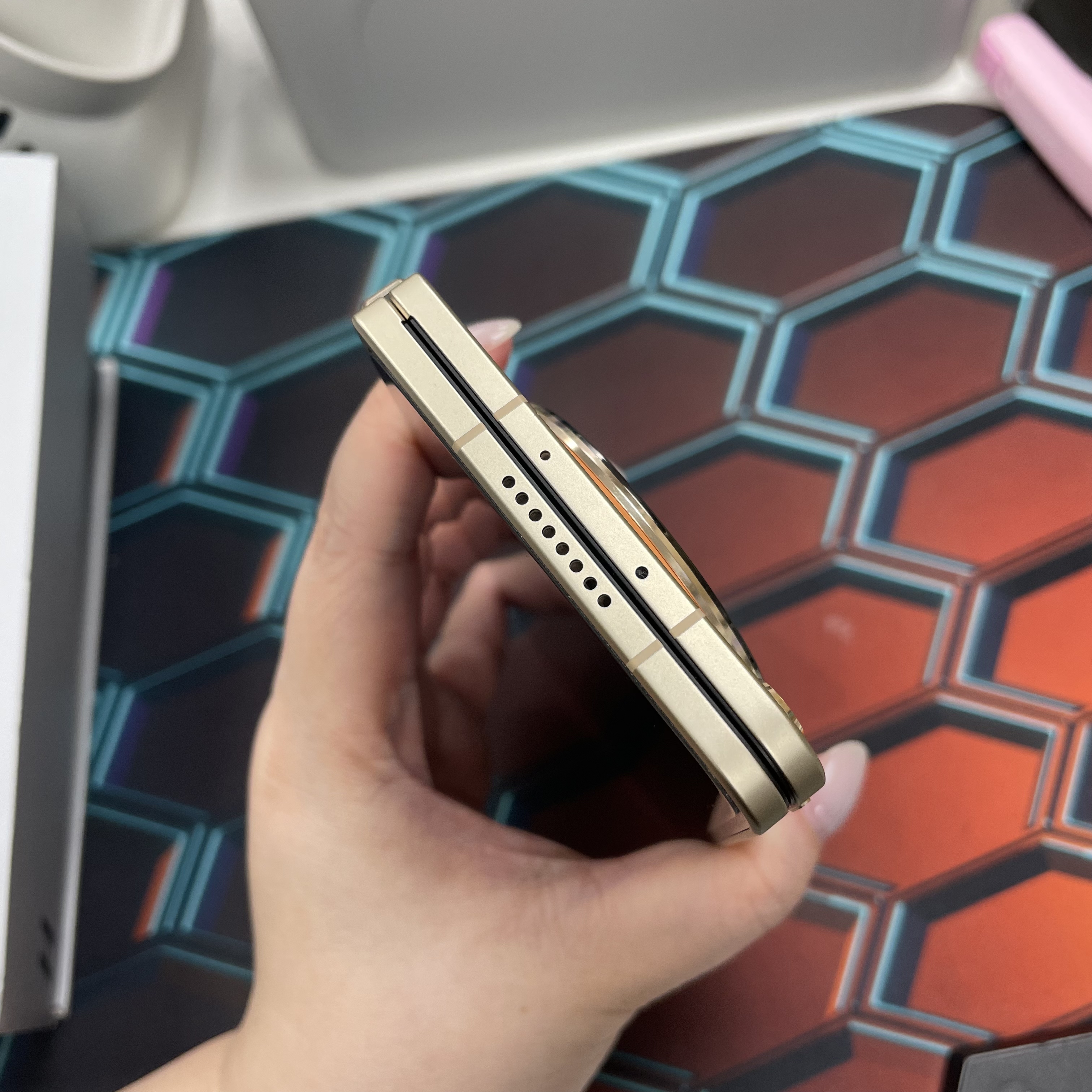 *6569 Oppo Find N6 完美機 16+512GB 橙色 orange
