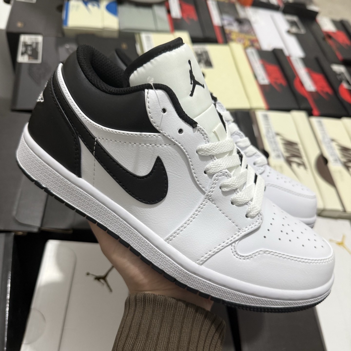 Nike Air Jordan 1 Low 'Black Fire Red' 553558-060 