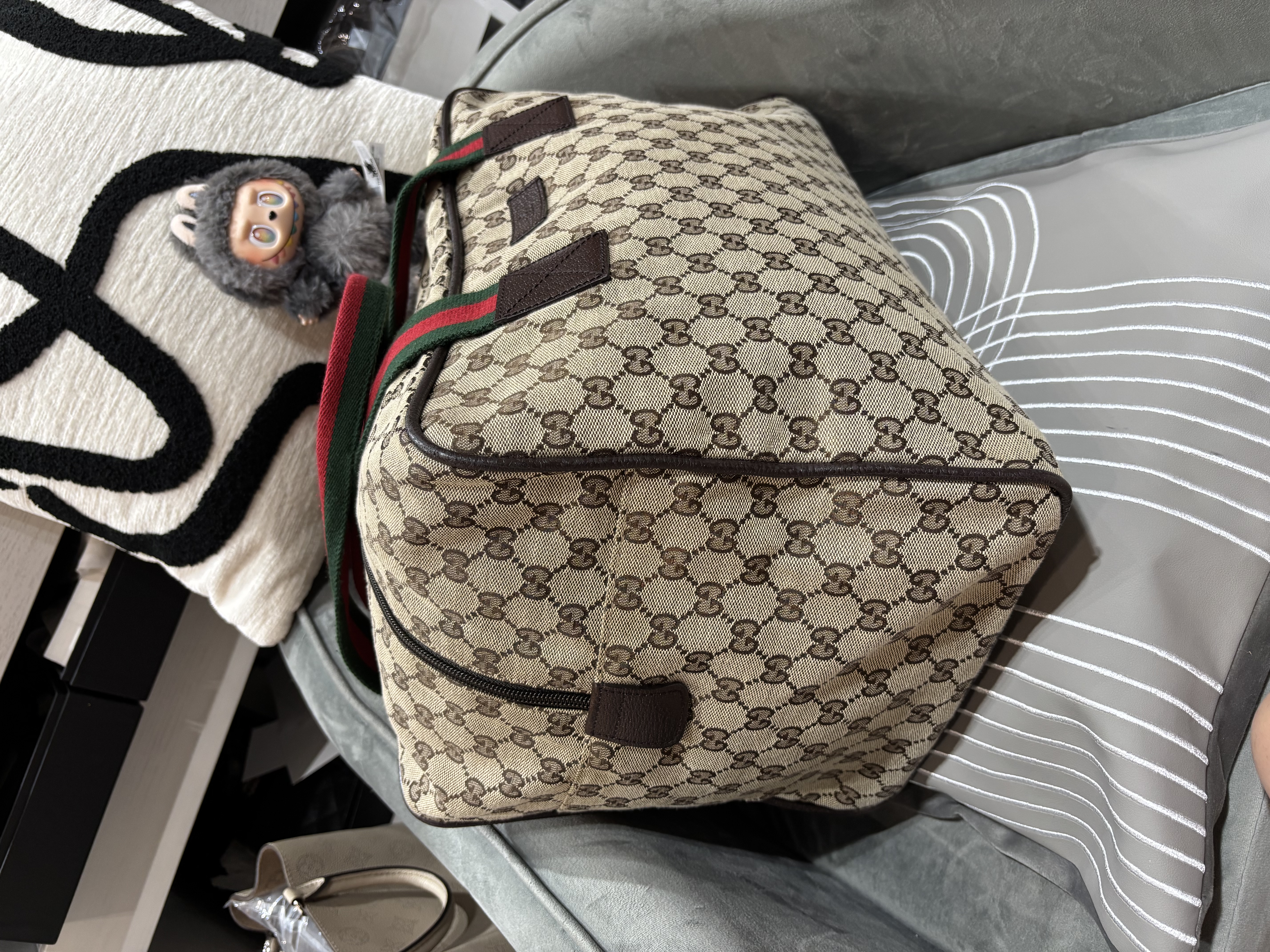 Gucci travel bag boston 100%Authentic, 95%new 