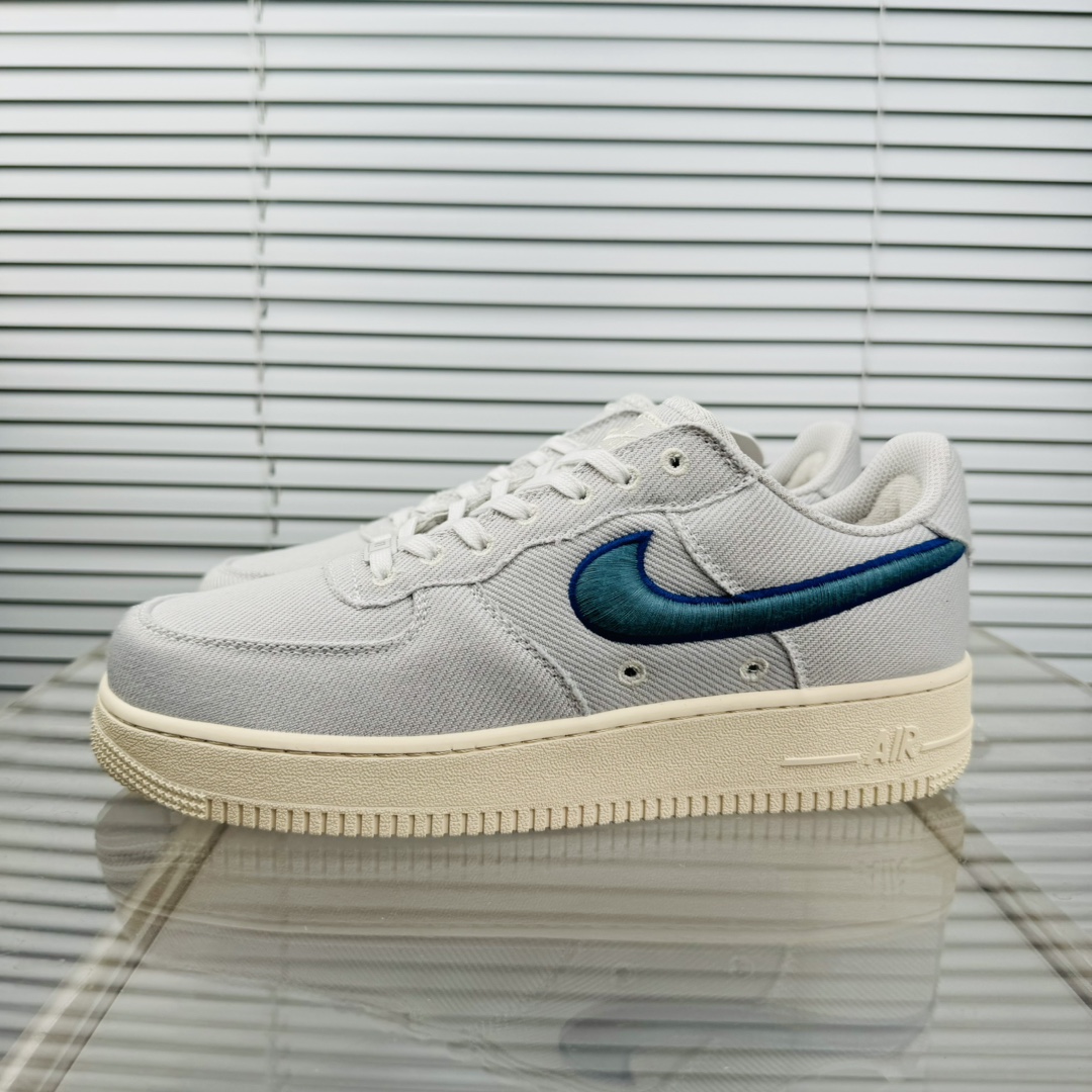 Nike Air Force 1 Low Canvas HV1204-001