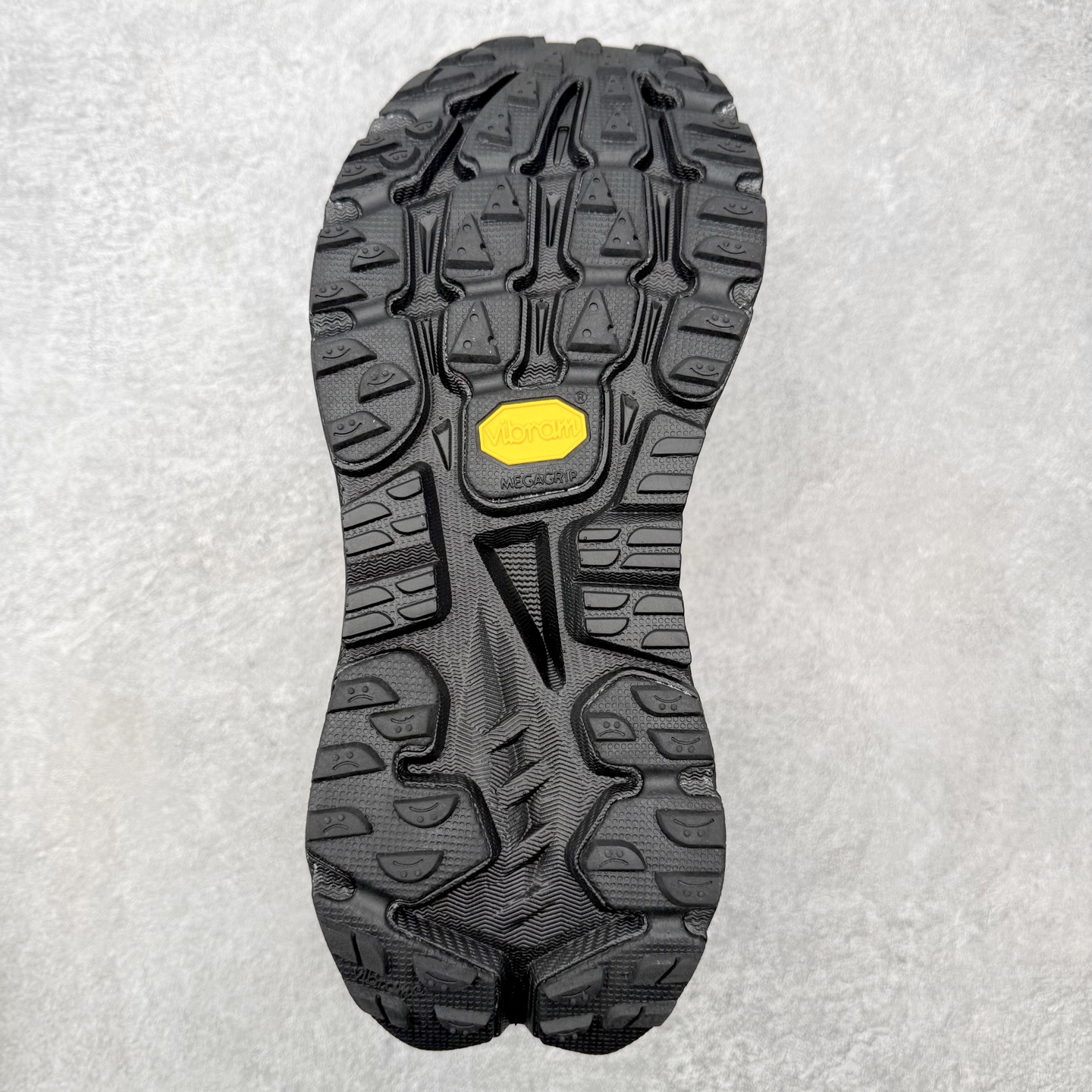 Hoka One One Mafate X