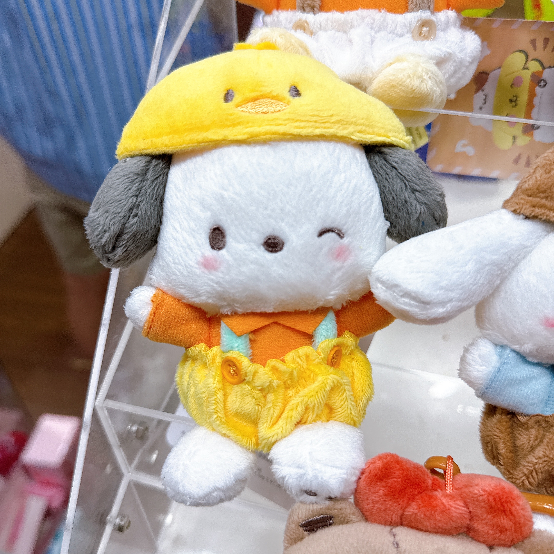港澳限定 原裝行貨，Sanrio扮朋友仔公仔掛飾