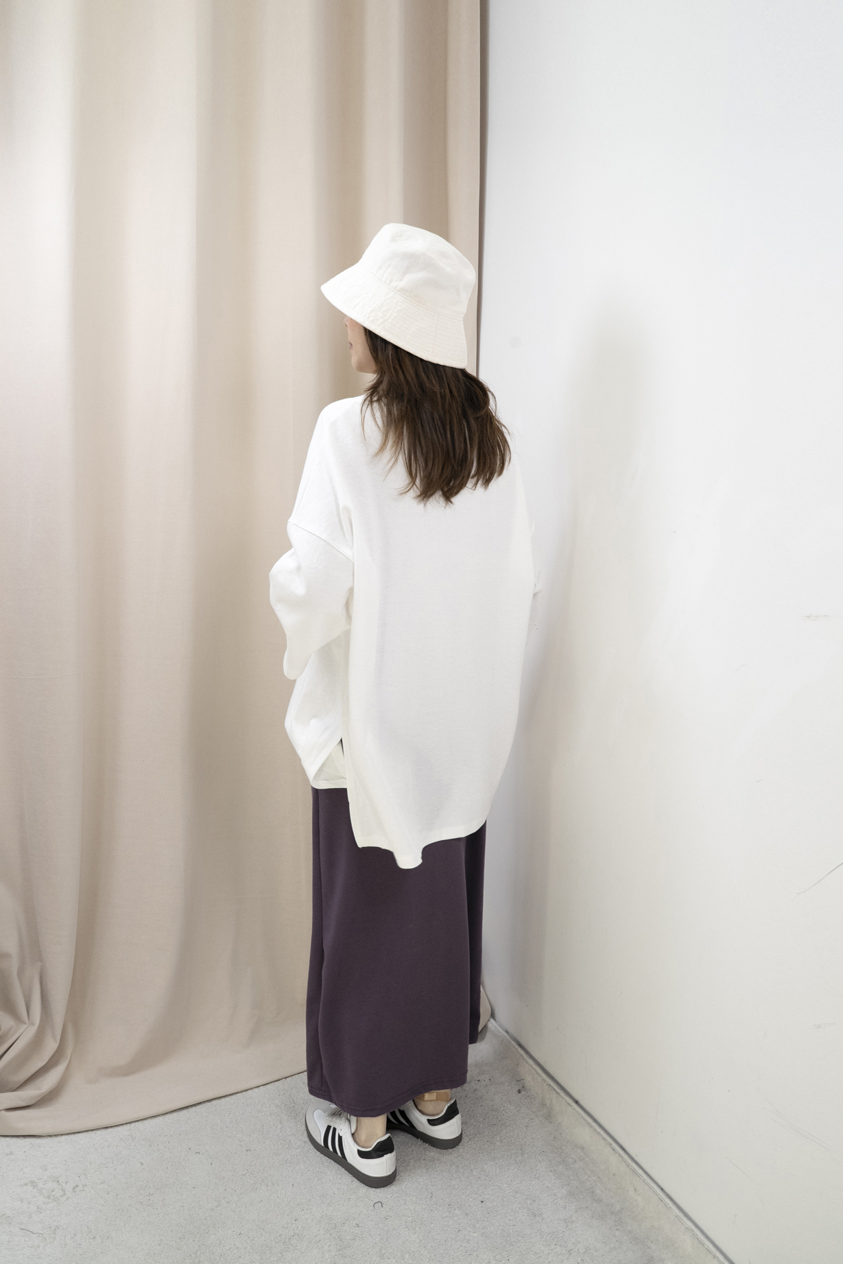 鬆身兩側開叉百搭棉Tee