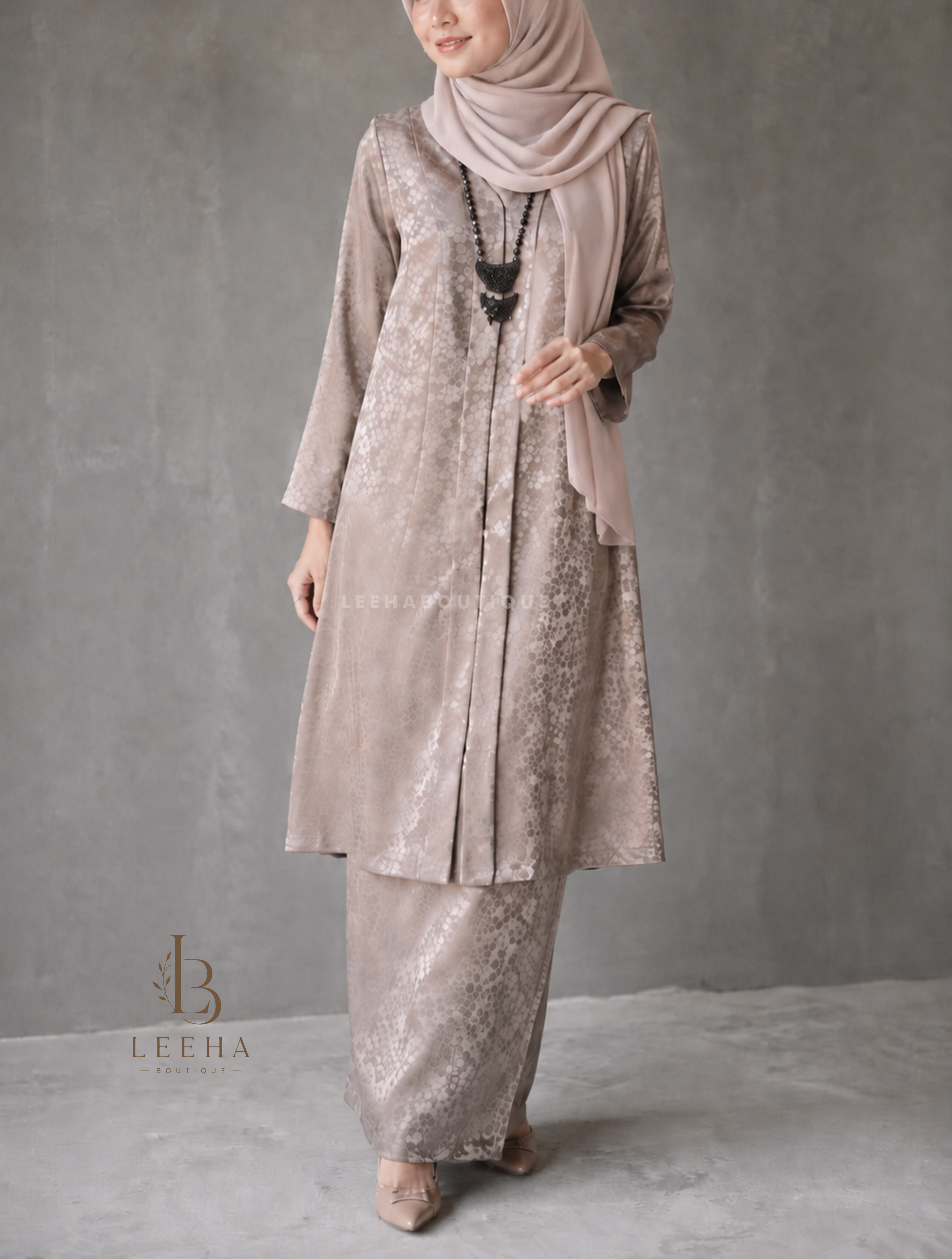 KEBAYA NIA ANGGUN