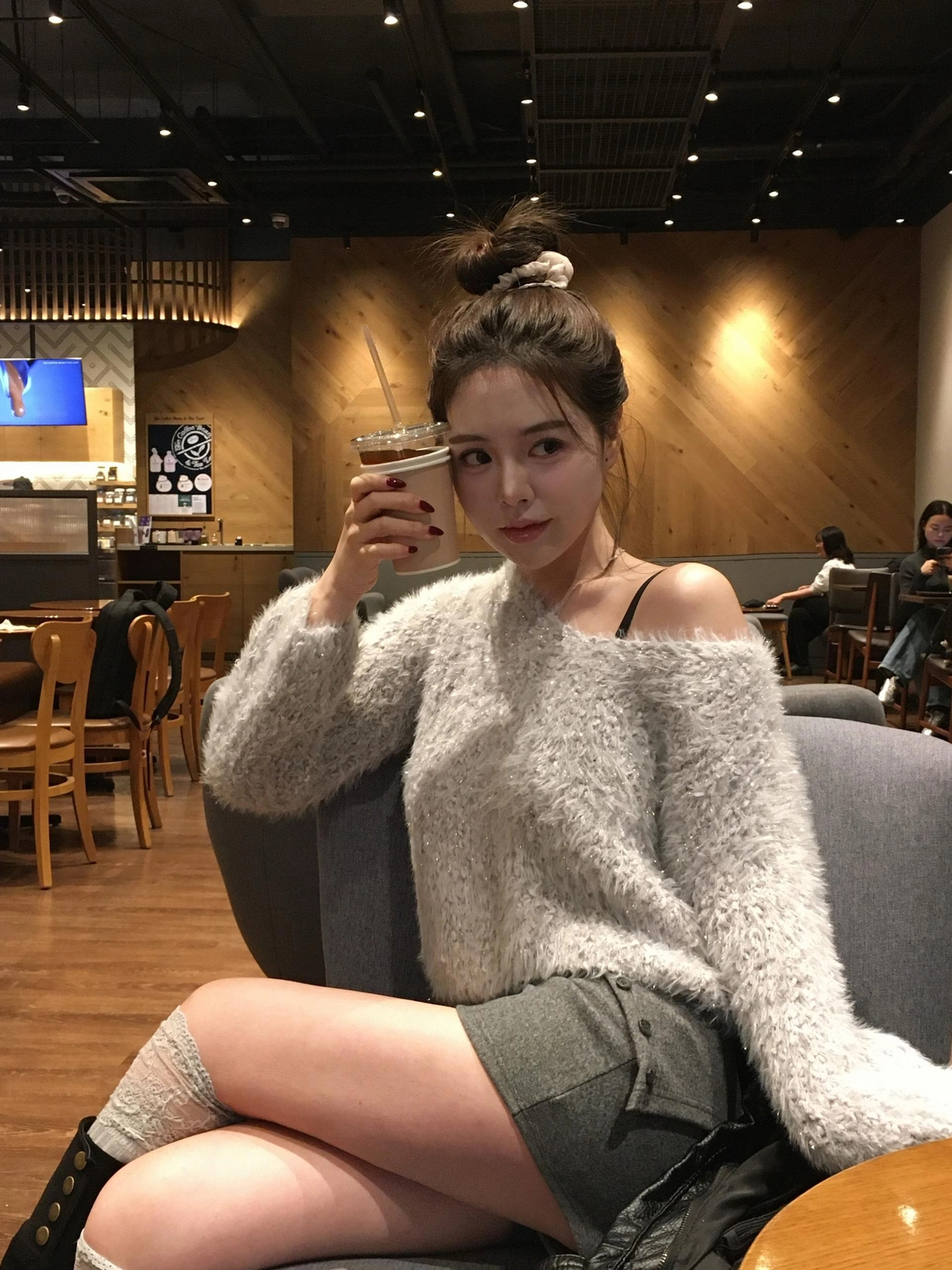 【 新品追加🥂| 一秒心動˚ʚɞ💓超級美Bling粒粒棉花糖～高質量兩穿針織上衣☁️🤍】Sparkle Marshmallow Knit Top(三色入)