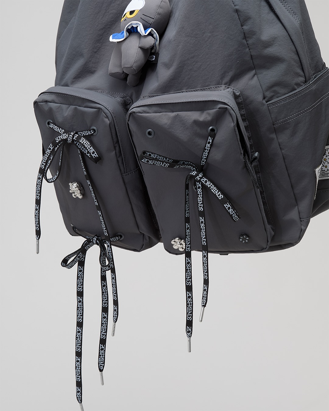 G-DRAGON -  ZO& FRIENDS X Coller Limited 