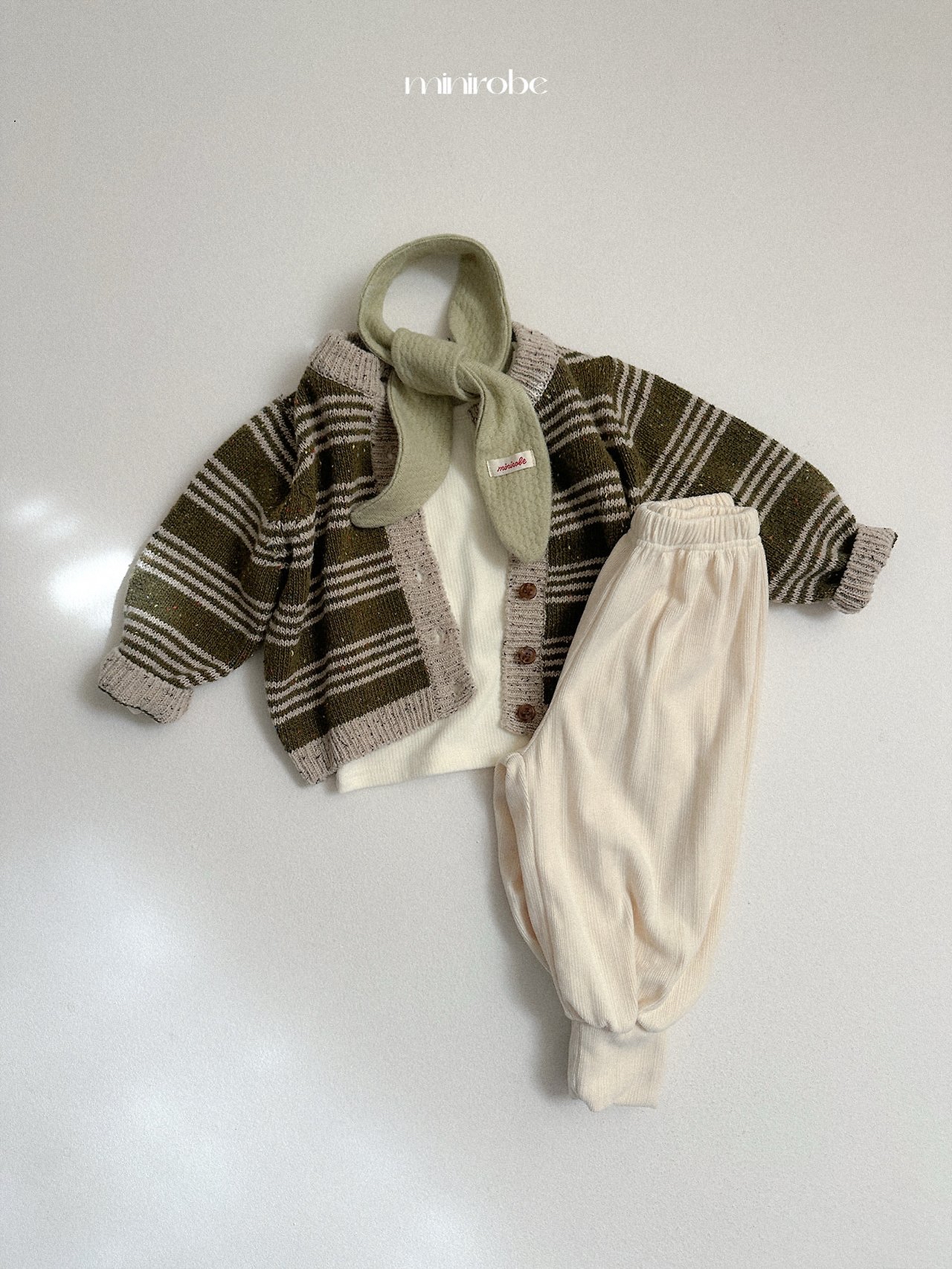 Mnirobe |  Four Line Knit Cardigan