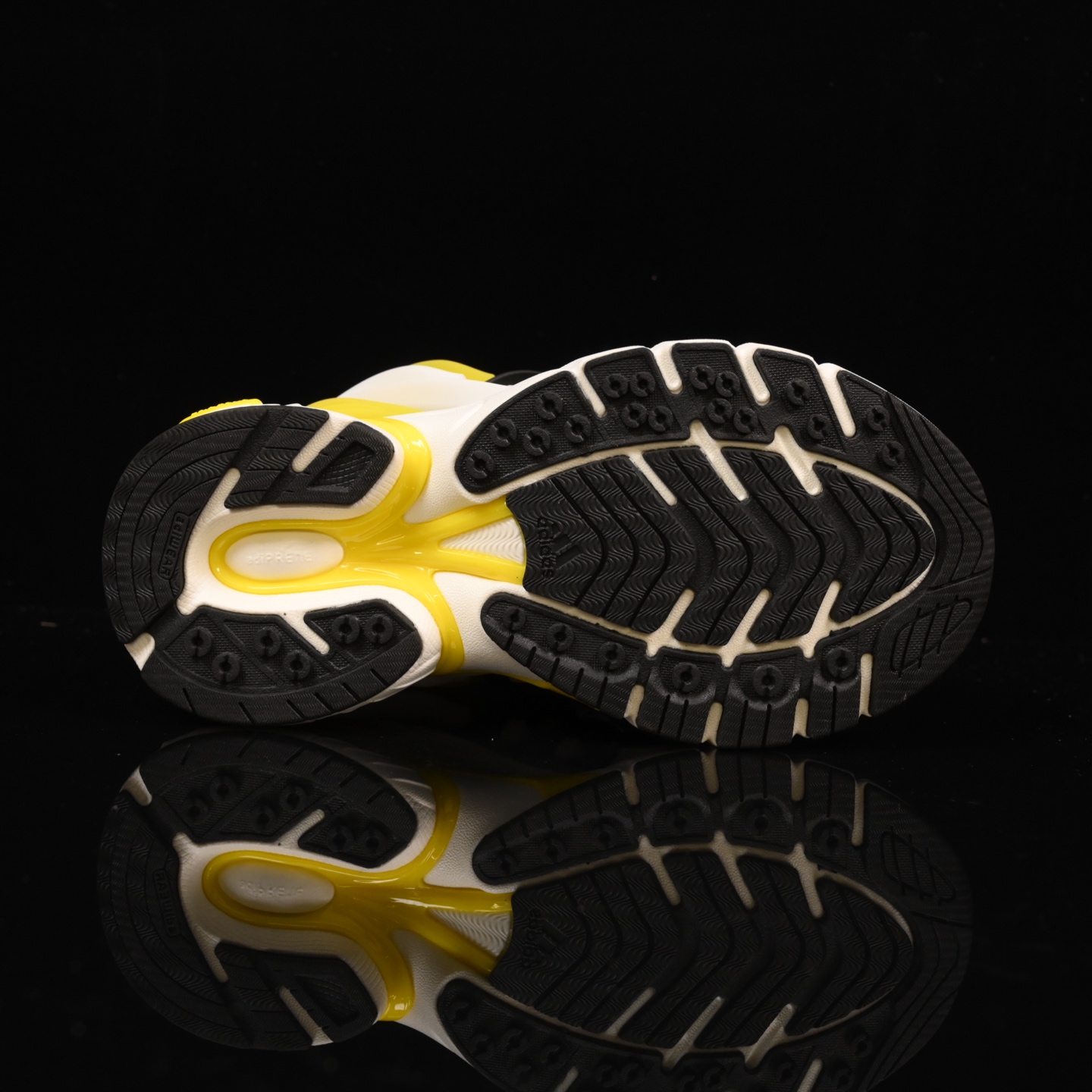 Pharrell Williams x Adidas Adistar Jellyfish 