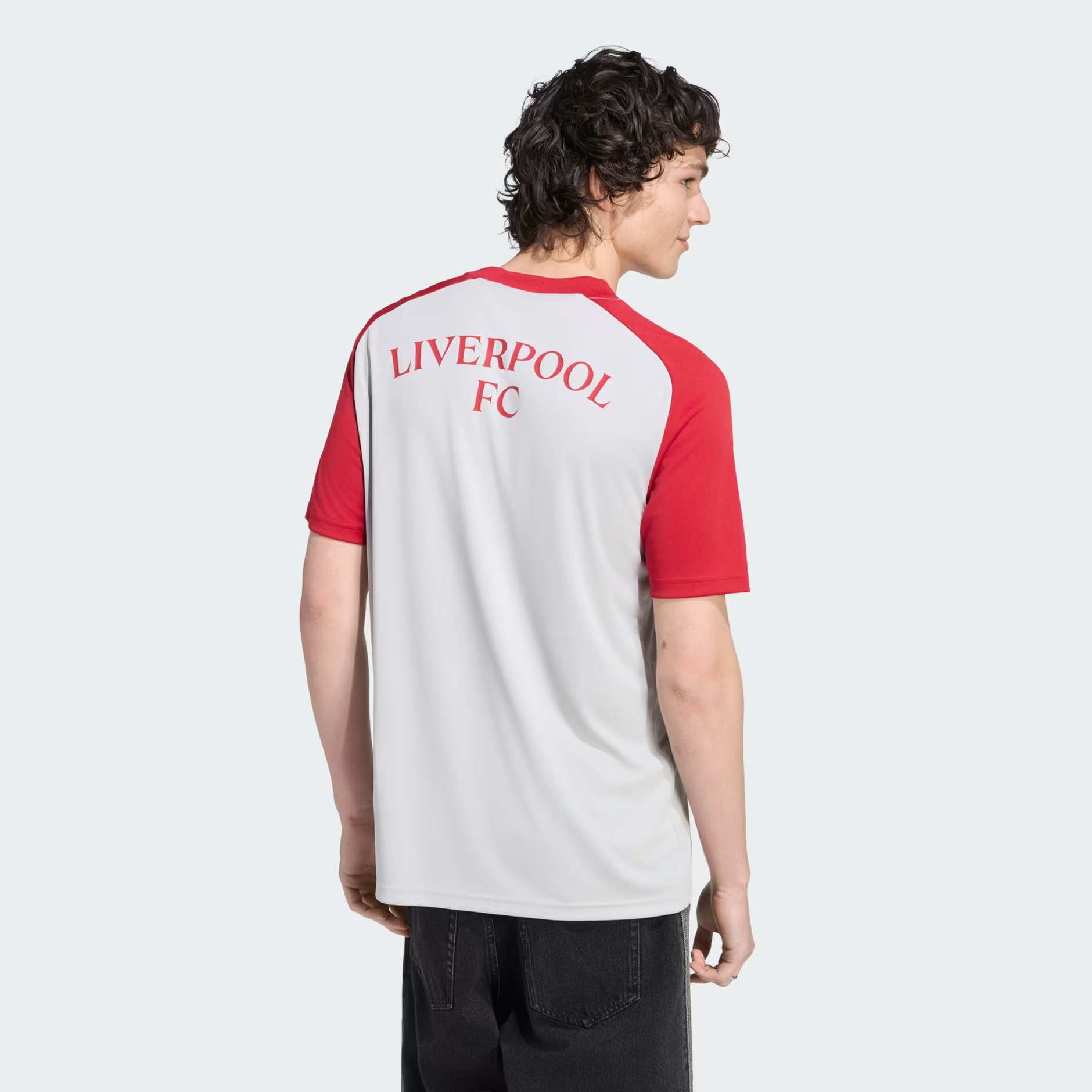 Adidas Liverpool 利物浦 2026-27 賽前熱身球衣 KE8906