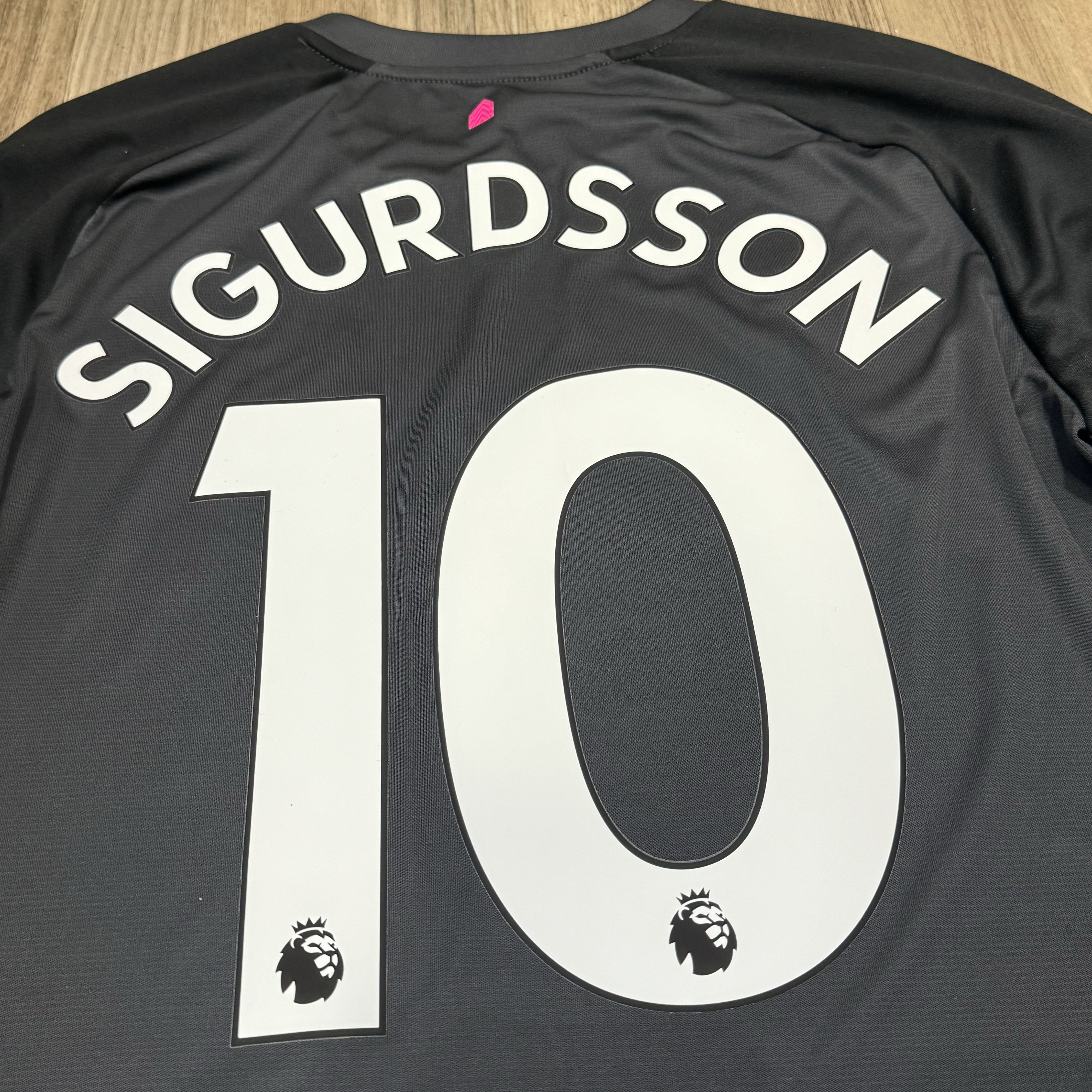 Everton 18/19 Longsleeves away shirt #10 Sigudsson