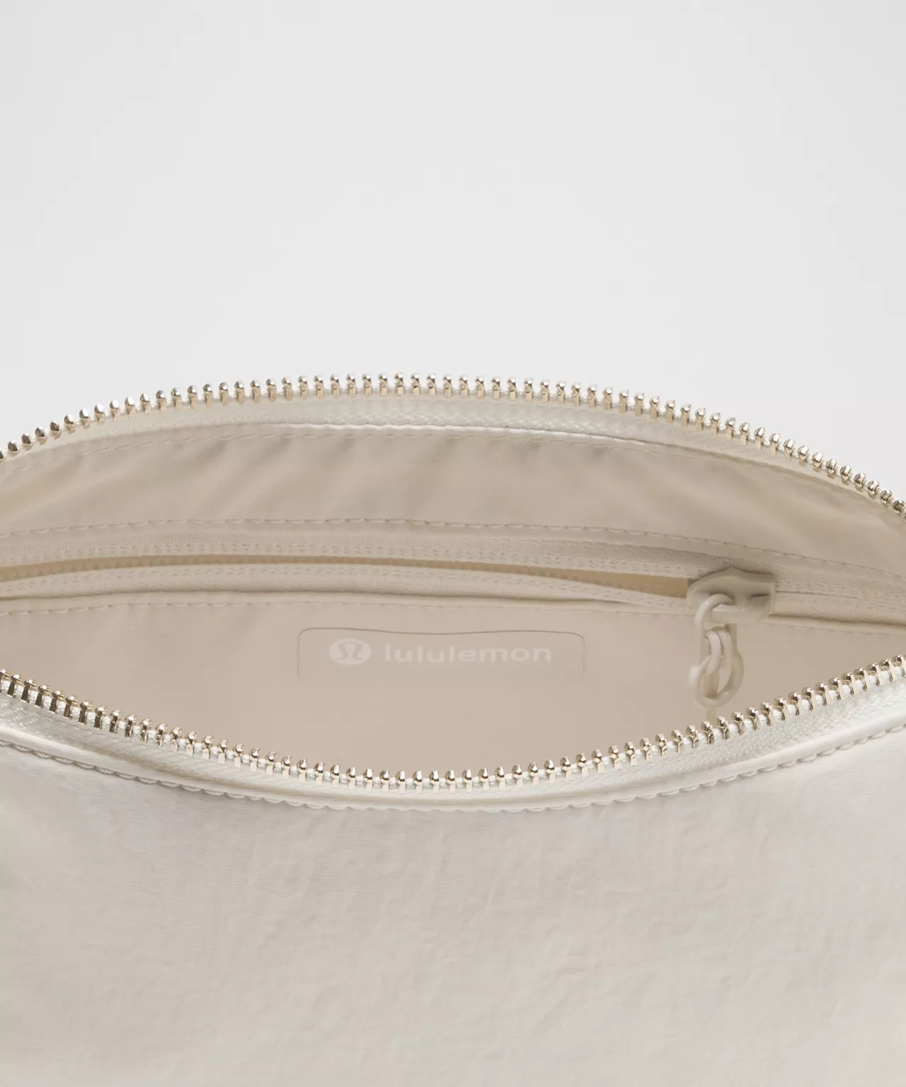 Lululemon Ruched Strap Crossbody Bag Mini 1.5L