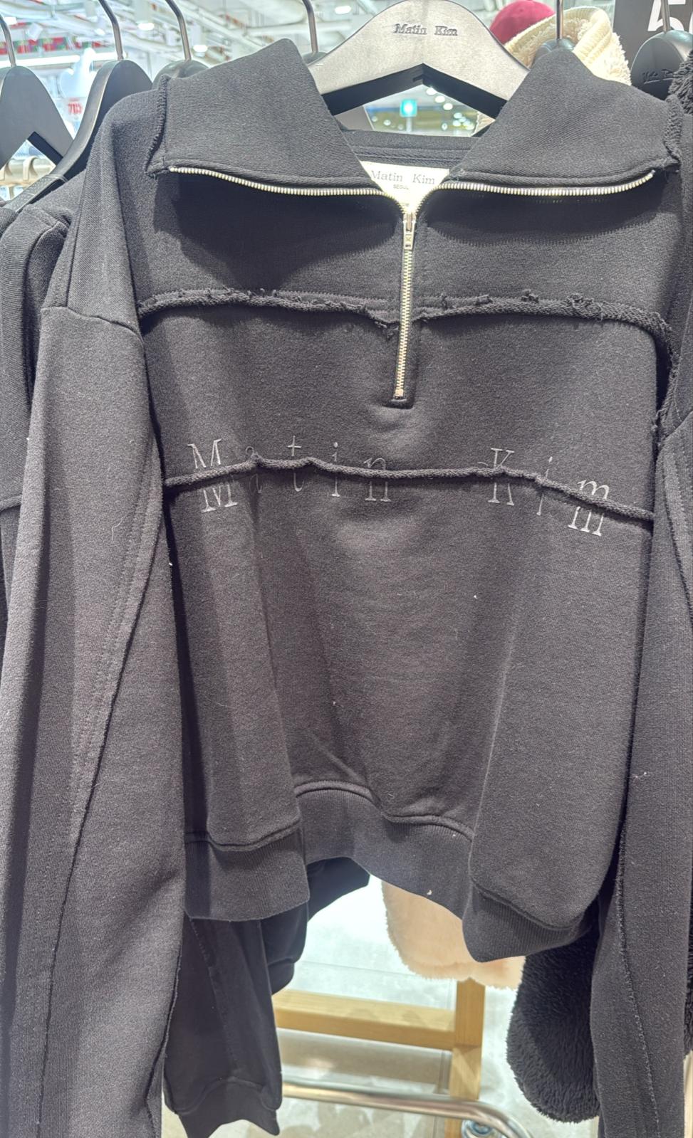 Matin Kim sweatshirt sale S size 胸45寸，長24寸 L size