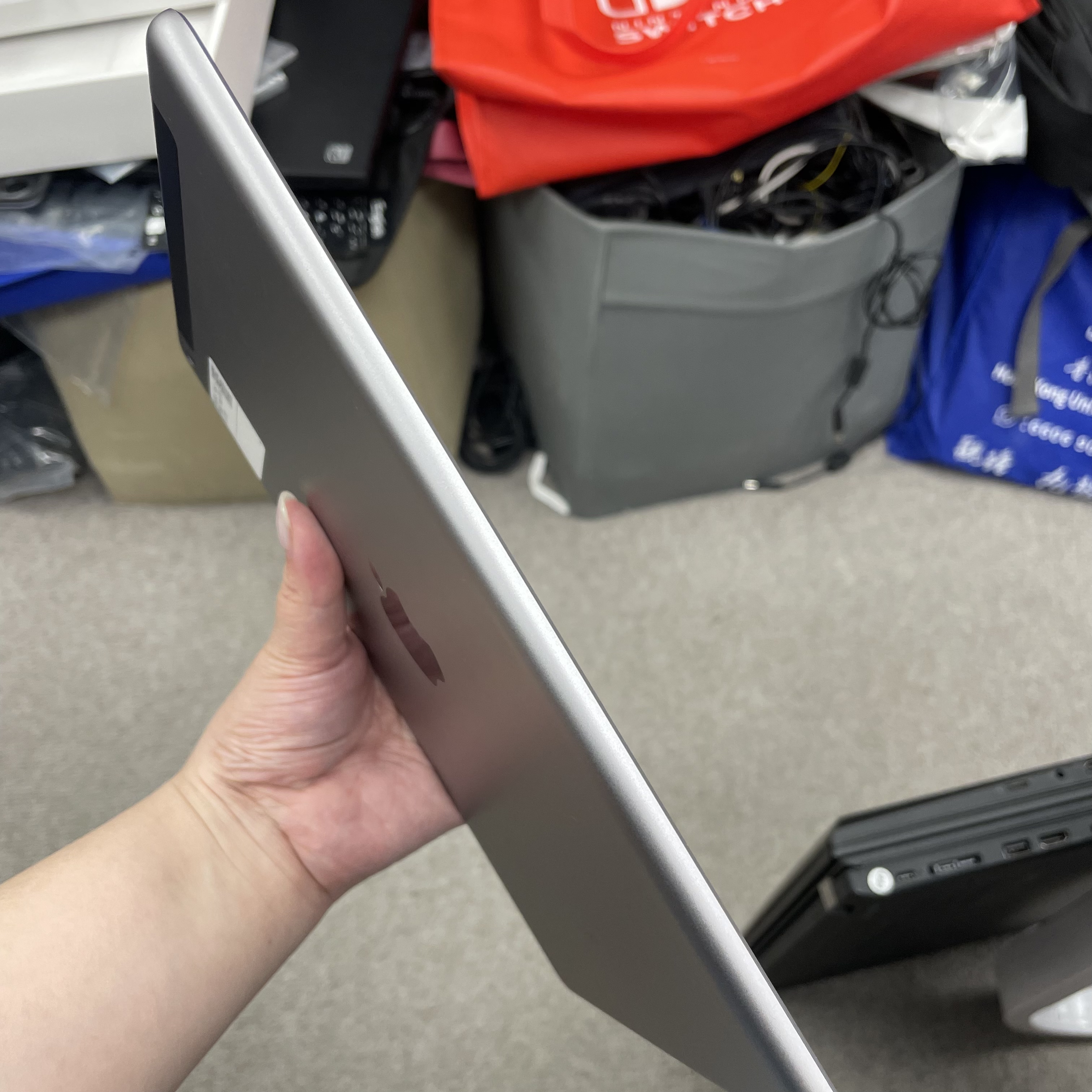*485591 iPad 6 靚機 128GB 插卡版 灰色 gray