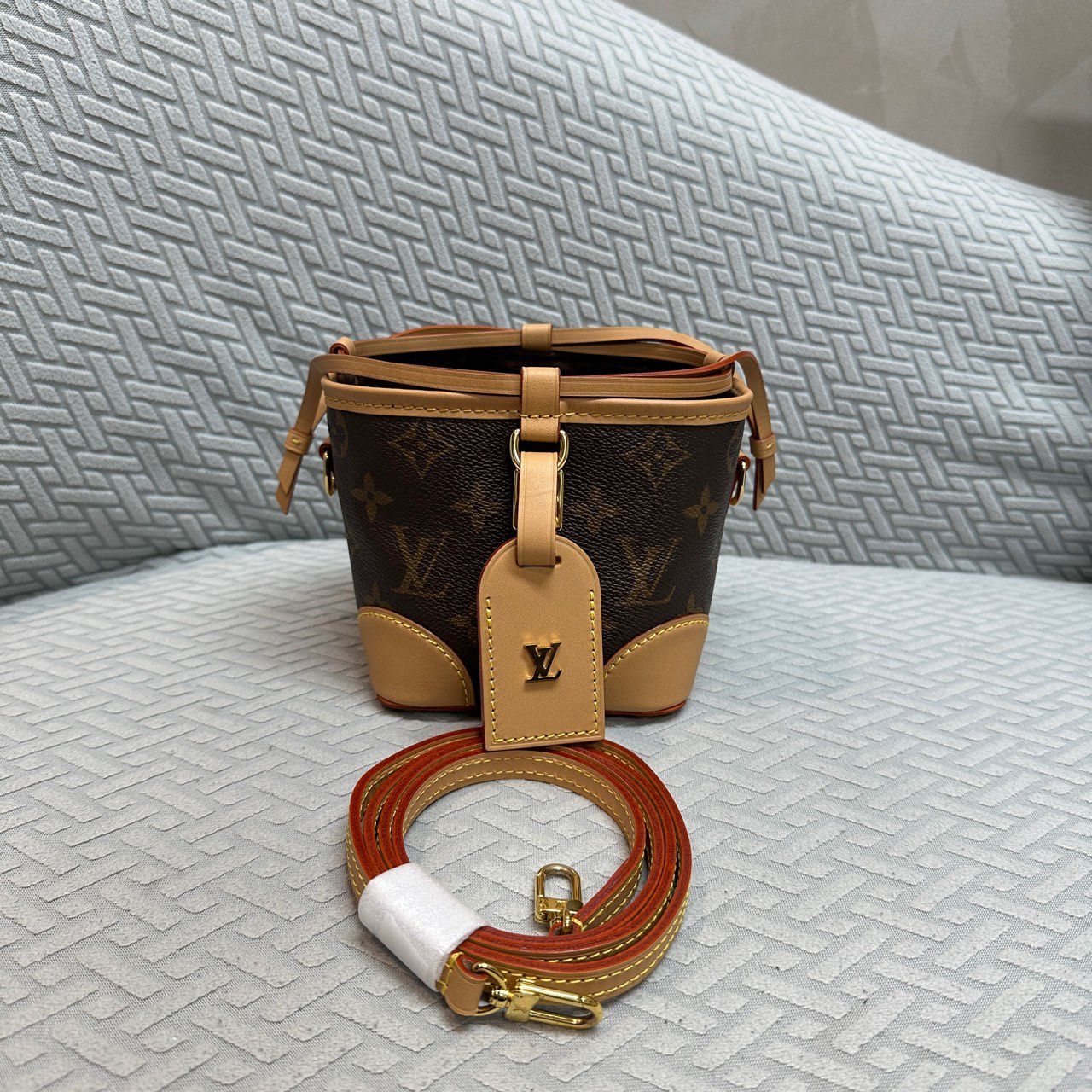 Pre-owned Louis Vuitton Noe Purse