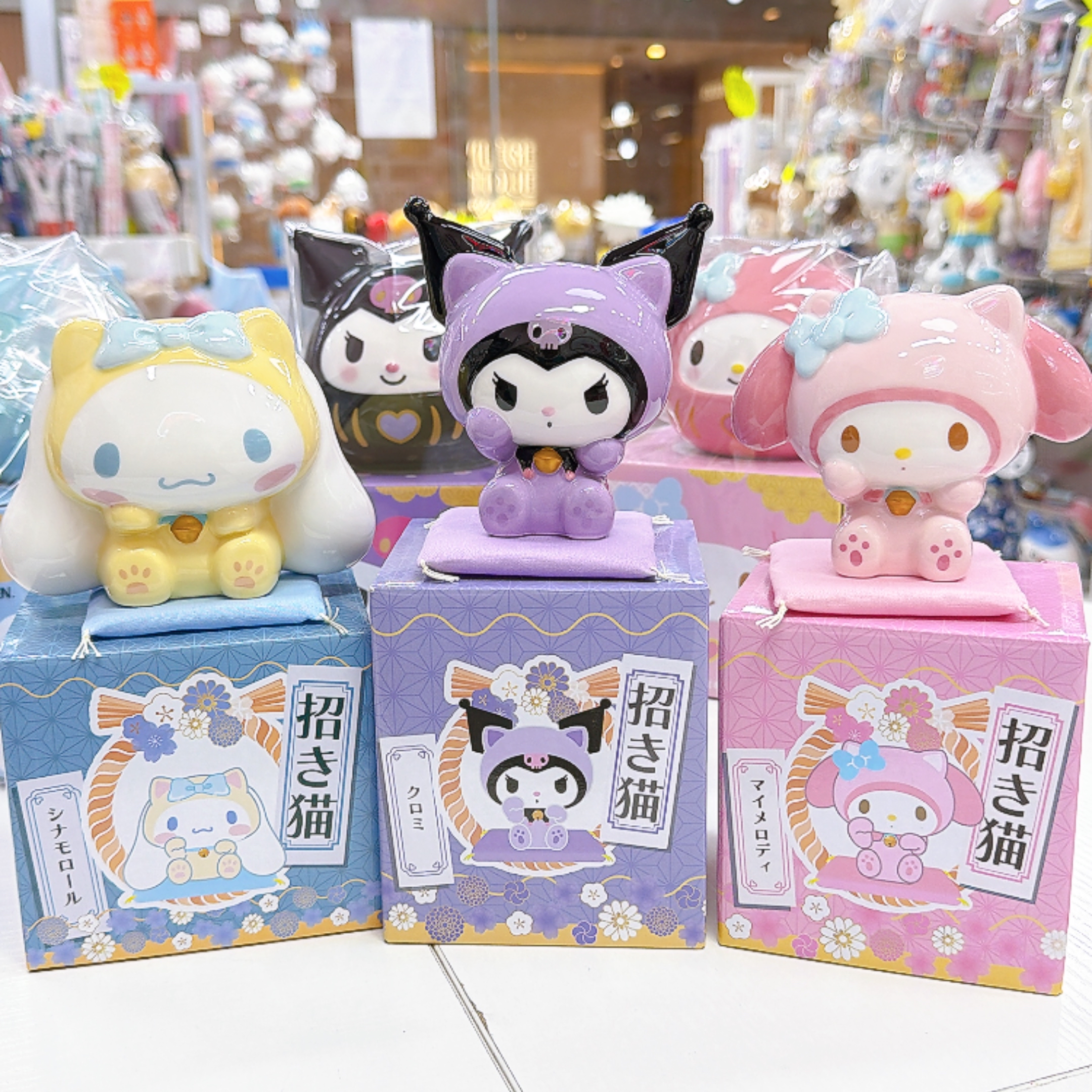 日本直送Sanrio  Melody Kuromi肉桂狗招財貓陶瓷擺設