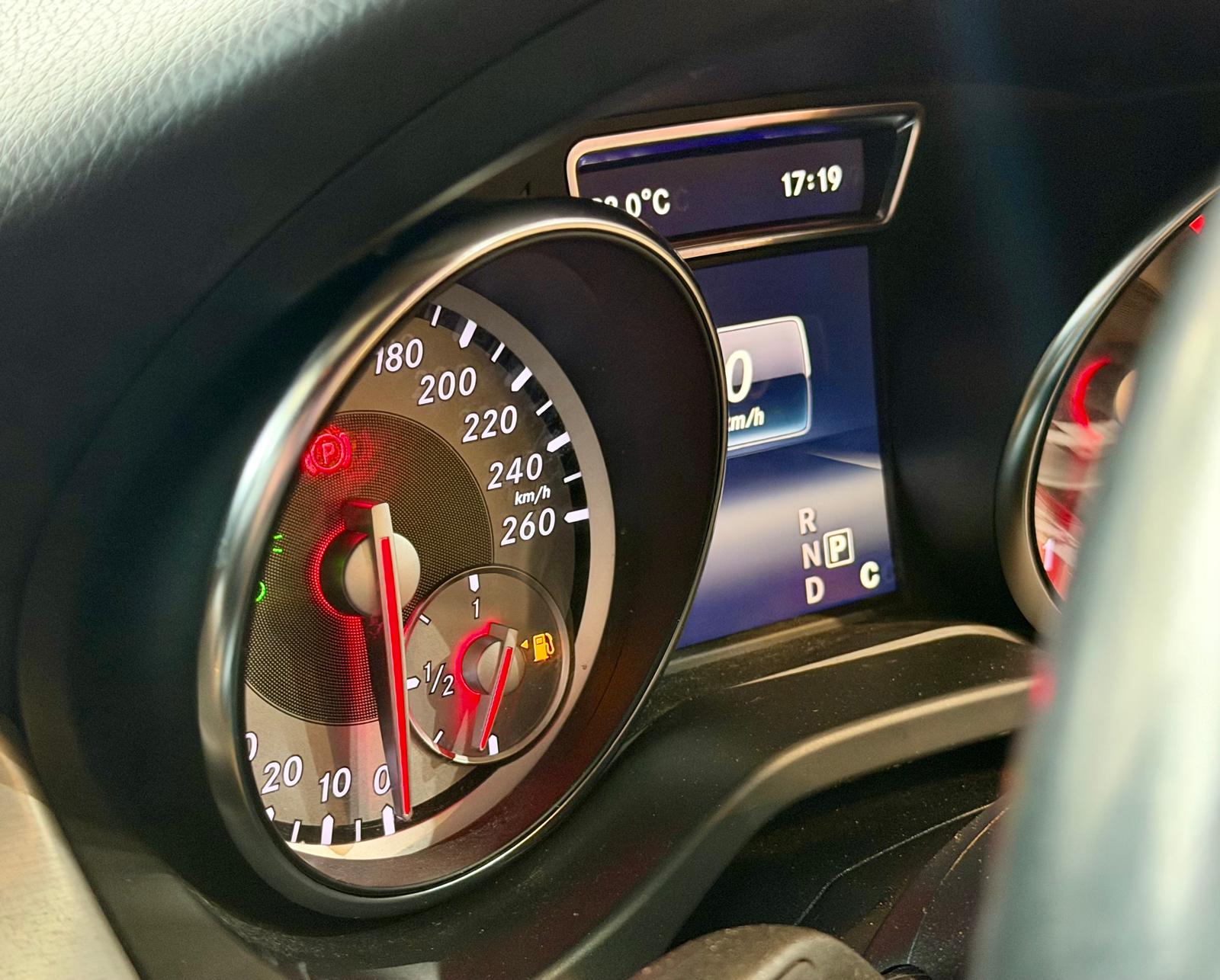 Mercedes-Benz CLA250 AMG 2015