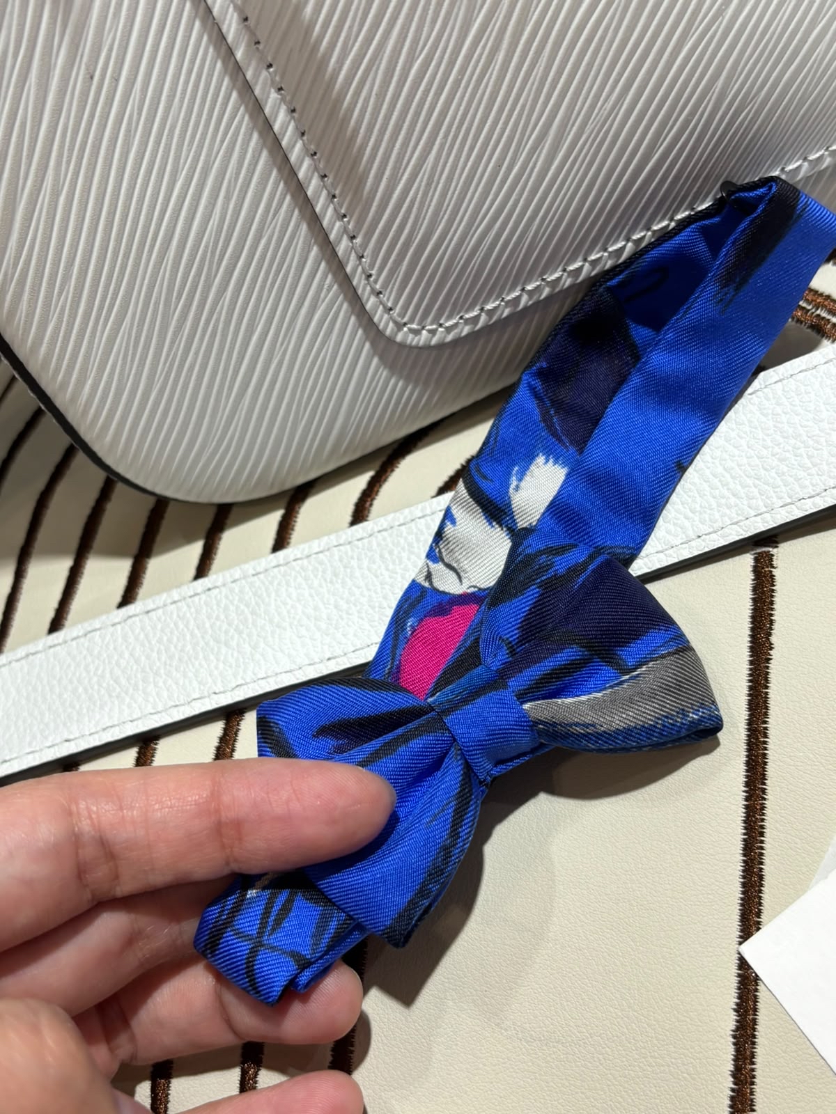 HERMES Silk Noeud Papillon Bow Tie 藍色絲質蝴蝶領結 100%Authentic, 98%new  