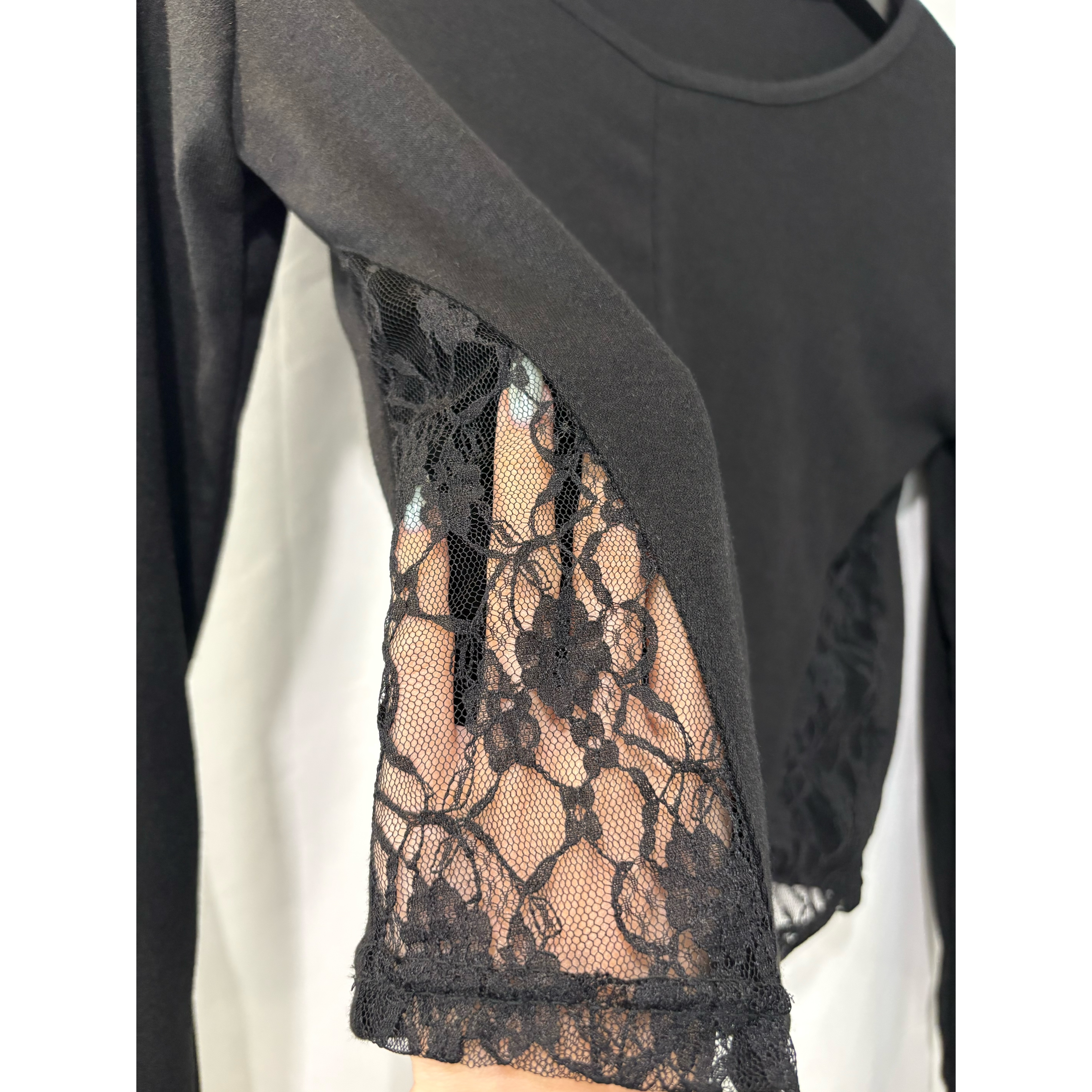 優惠價10月3截單🤎2609K《SIDE LACE TOP》
