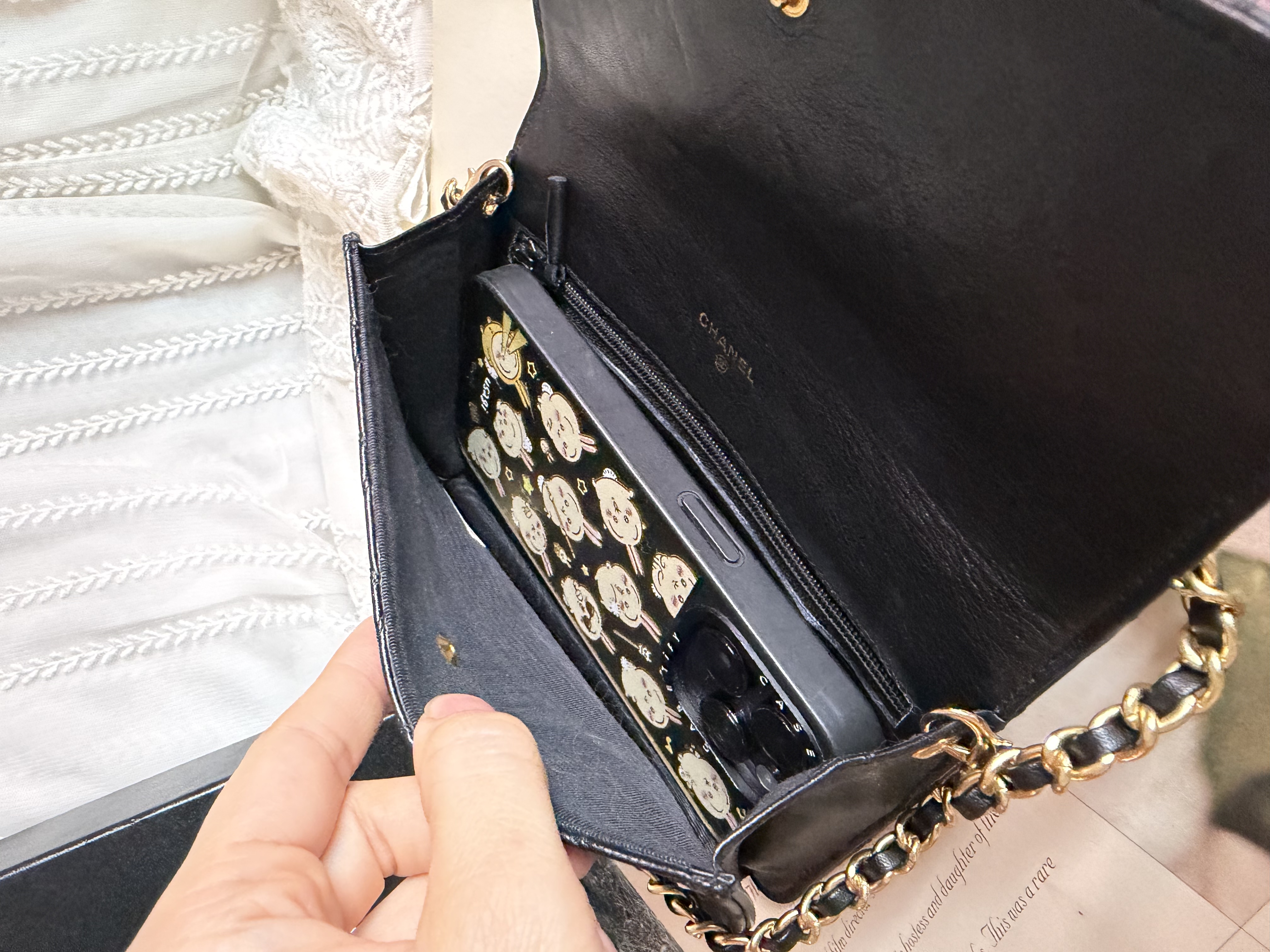 chanel cc black matelasse  black leather flap cutch bag