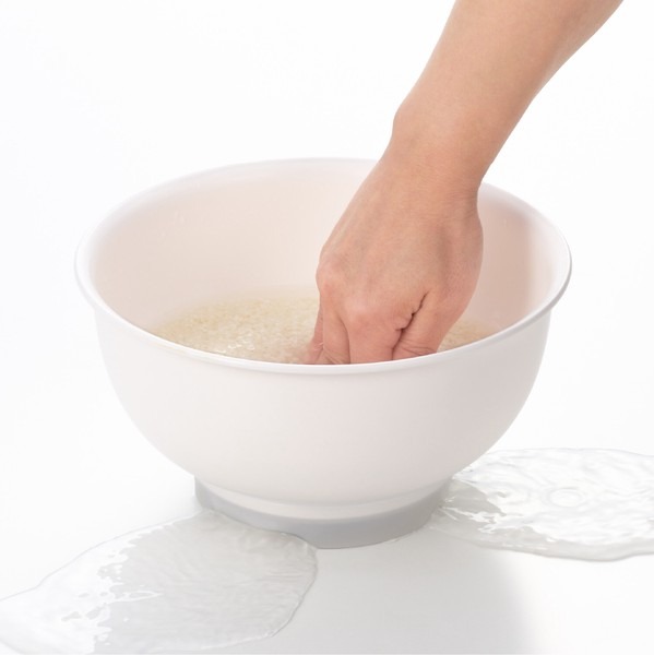 [訂購] [日本製] 🍚  日本一按即沖洗米盆｜ 唔怕倒瀉米 ｜  📏 尺寸/內容：約223×223×118mm｜重量約196g｜滿水容量約2.6L｜最多對應4合米｜顏色：白色／灰色 {TF260802}