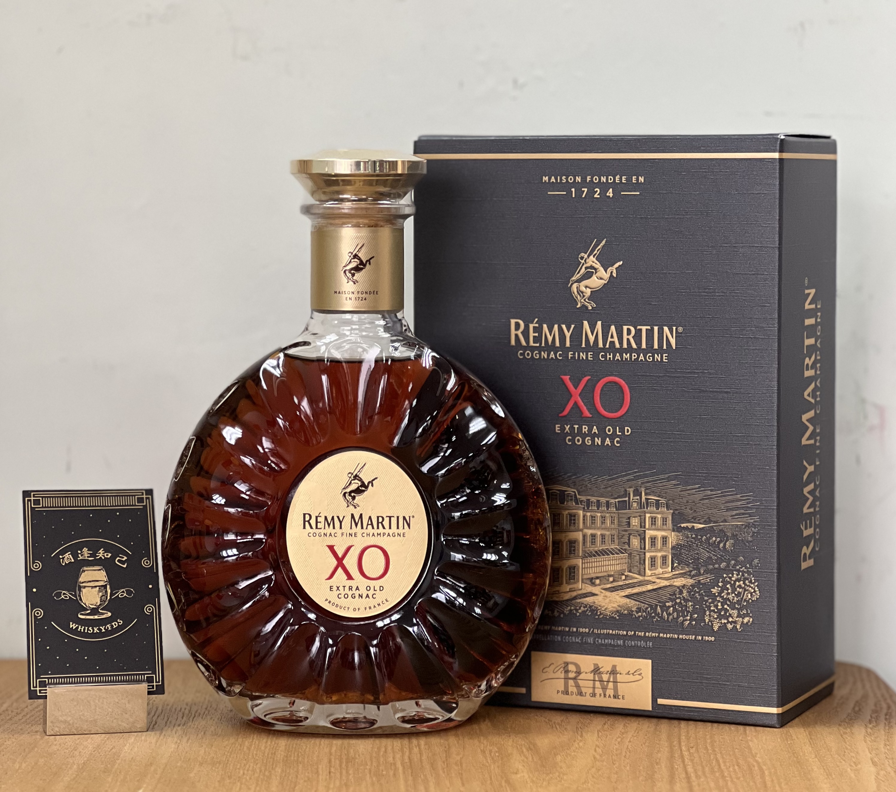Remy Martin XO 700ml （購買2支送酒杯一對）