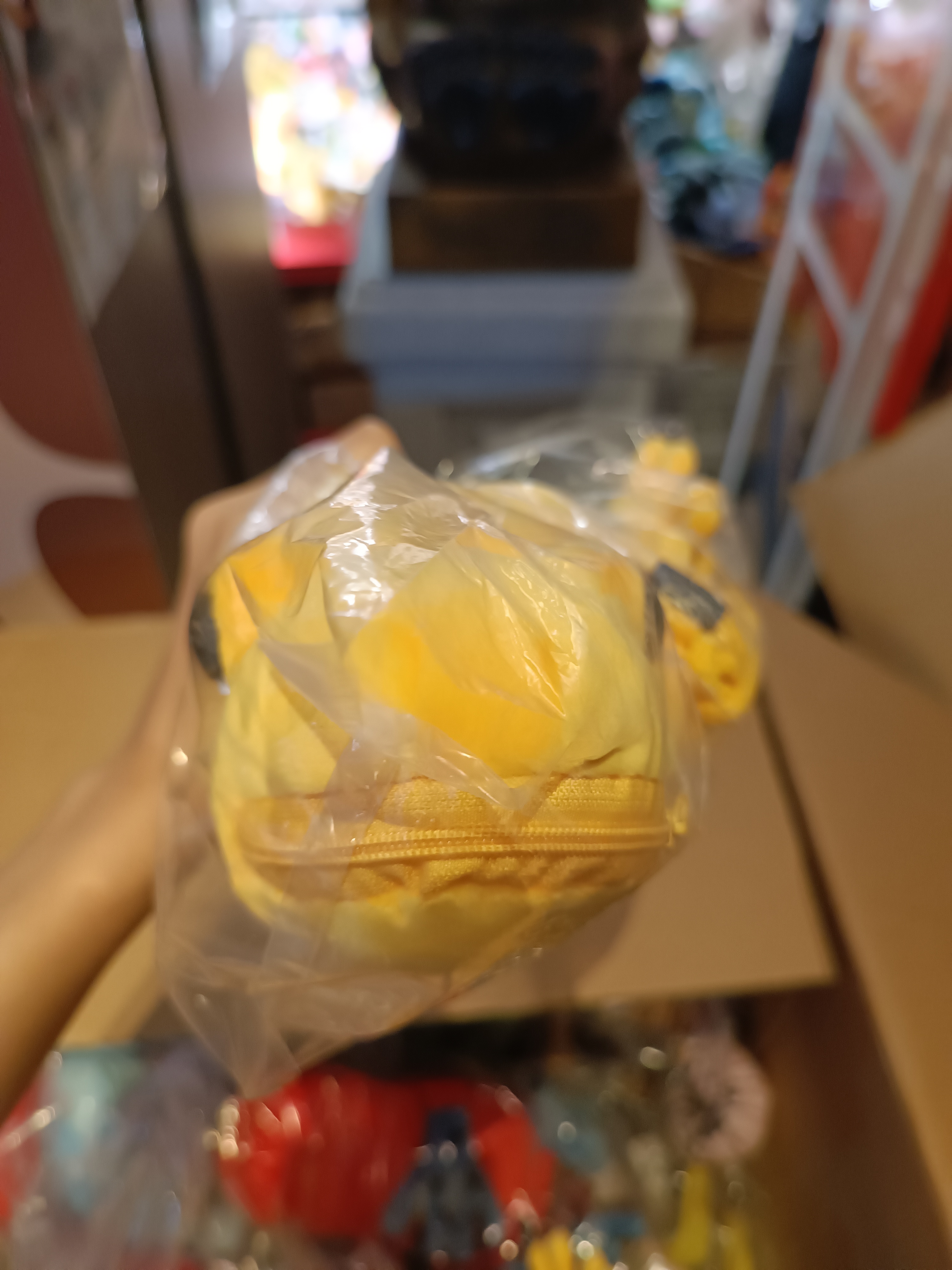 Take-Off Animania系列 魔毒箭毒蛙造型絨毛斜孭袋