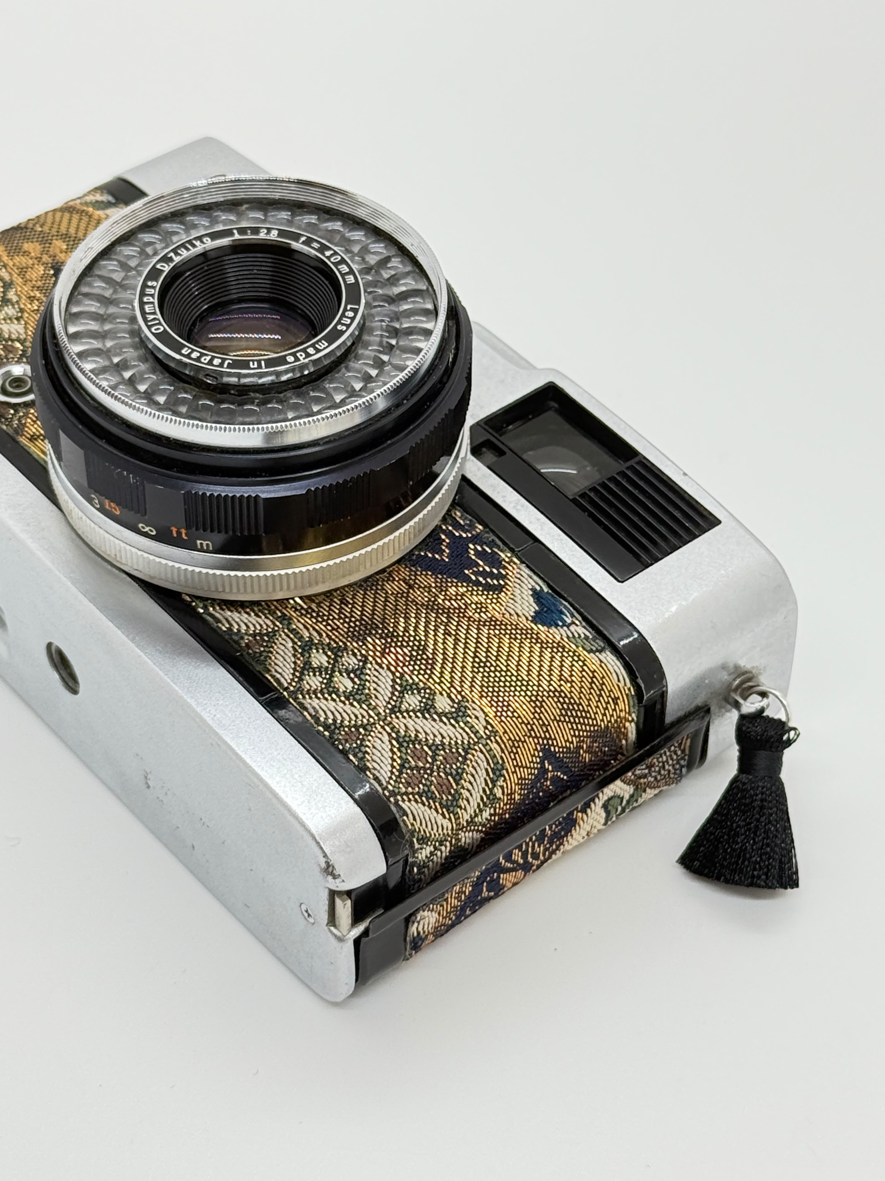 「西陣織之影」 Olympus Trip 35 Film Camera 菲林相機
