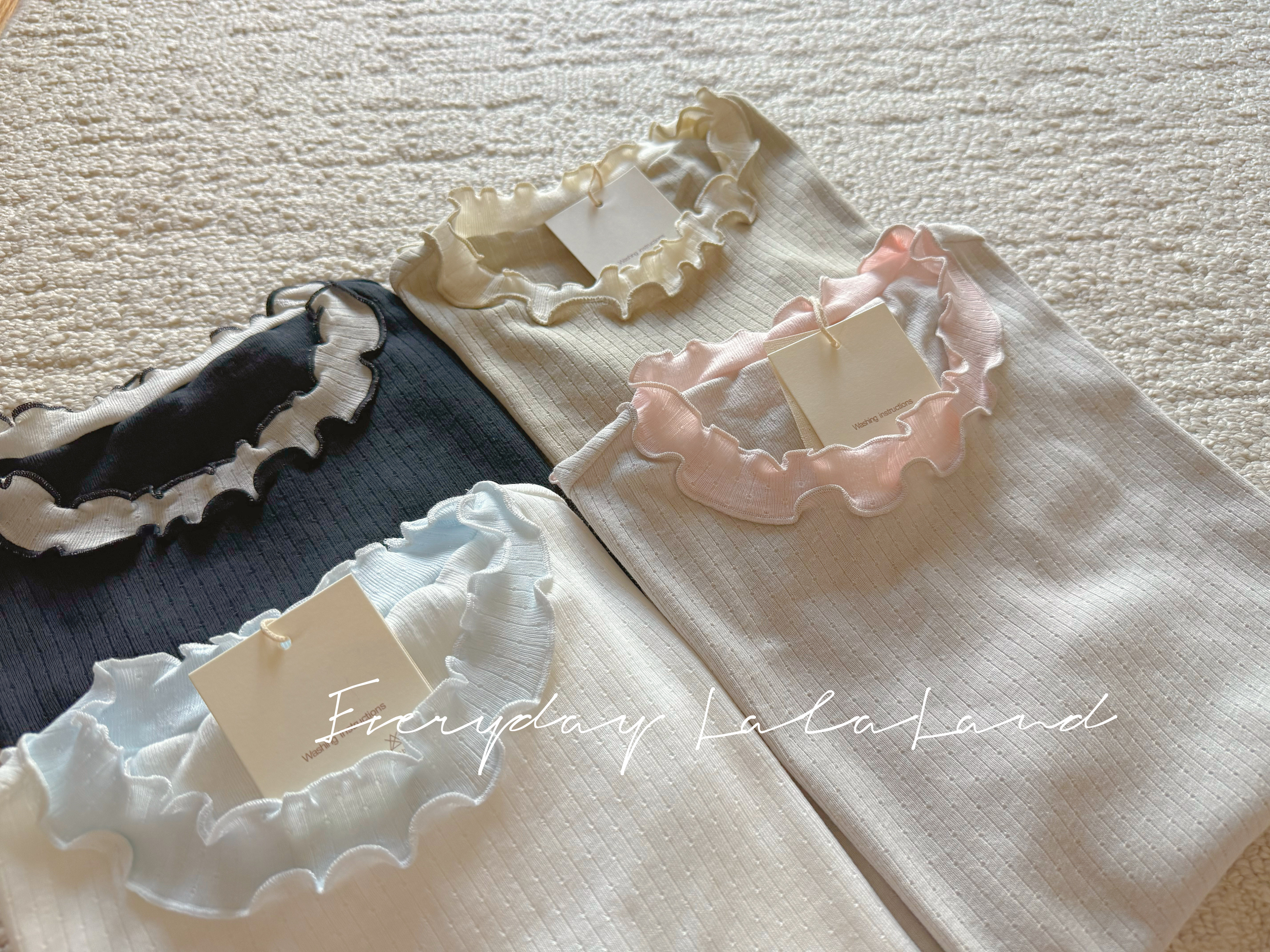 ❥ New arrival 。拼接軟糯捲邊上衣。