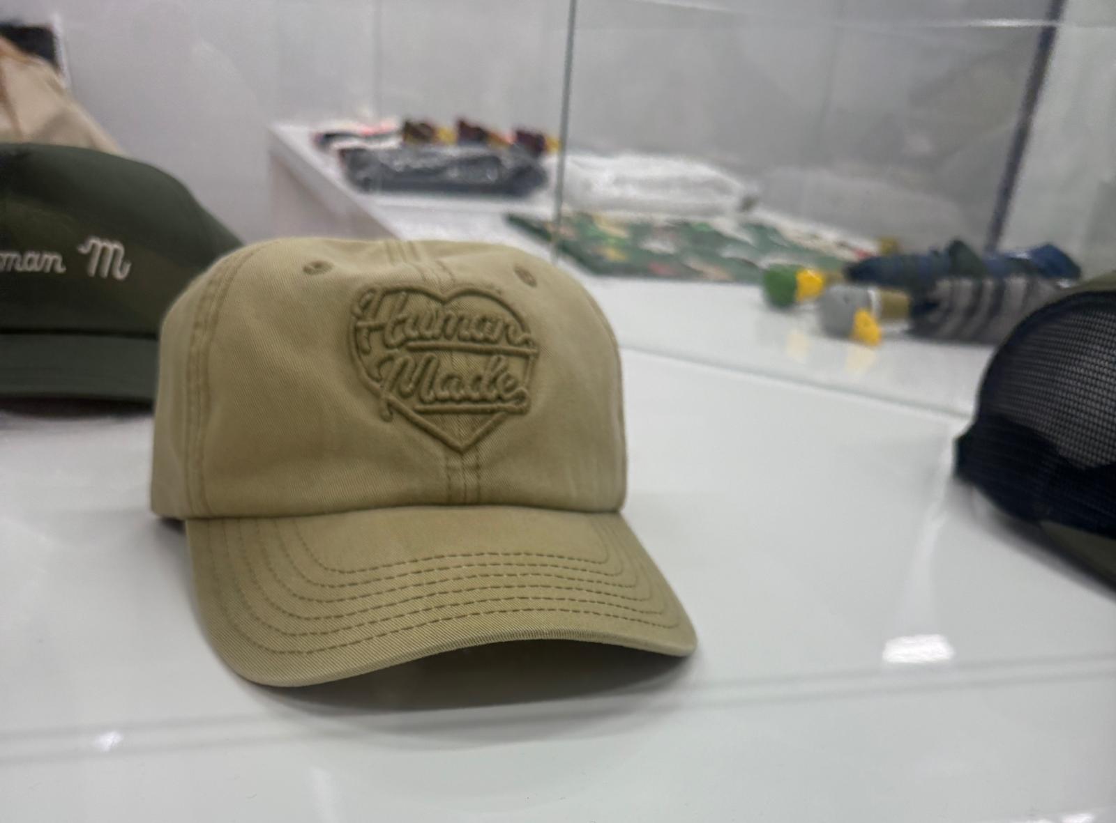 Human made 潦草心心cap Beige