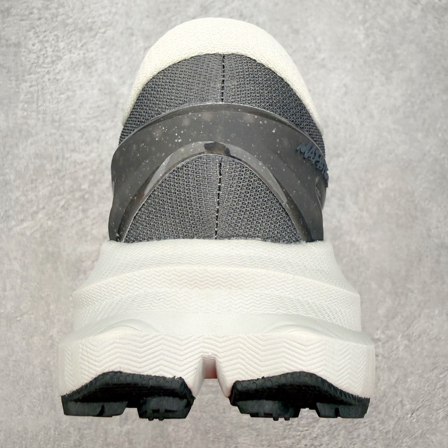 Hoka One One Mafate X