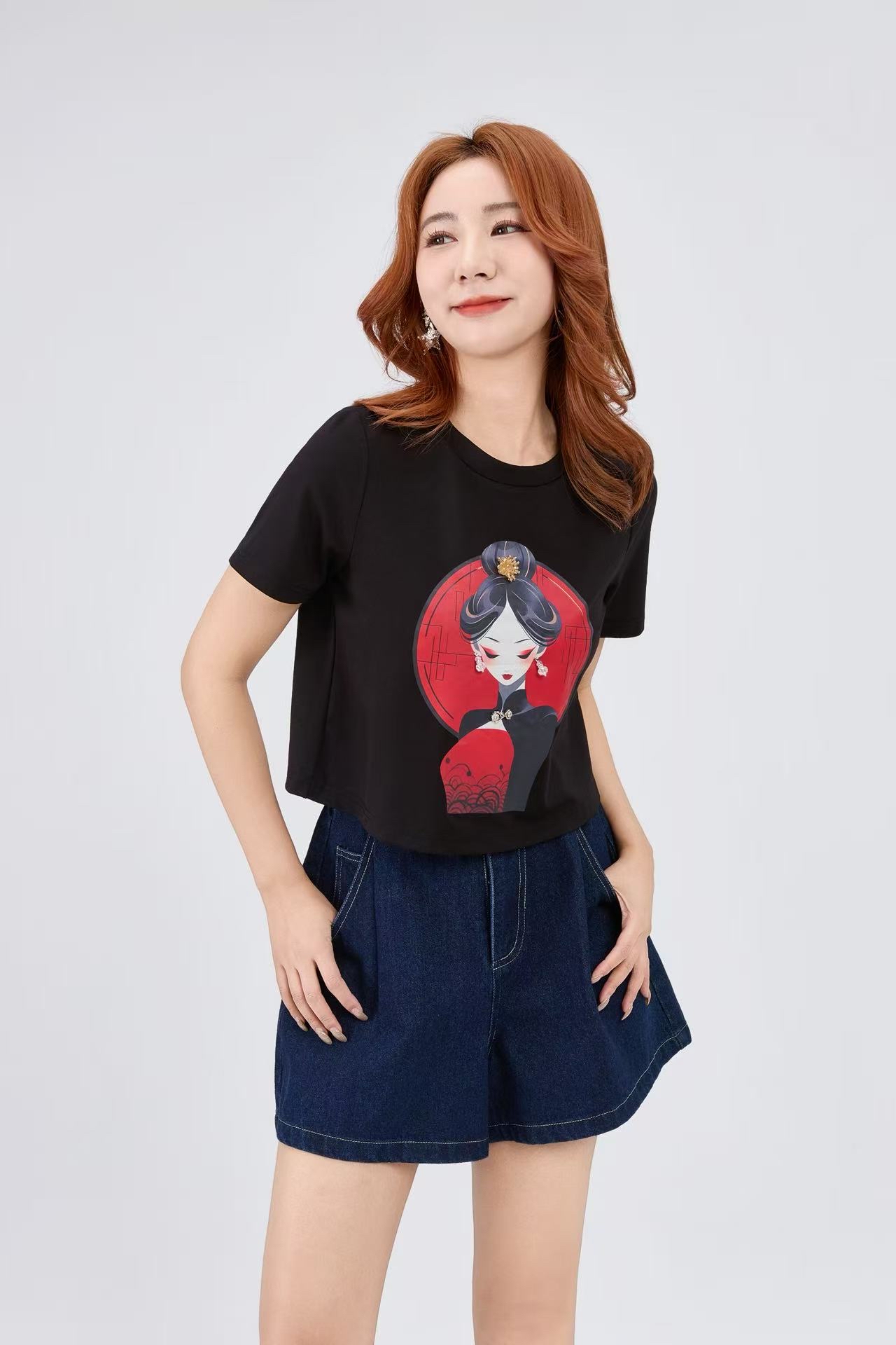 10141310 Oriental Muse Graphic Tee