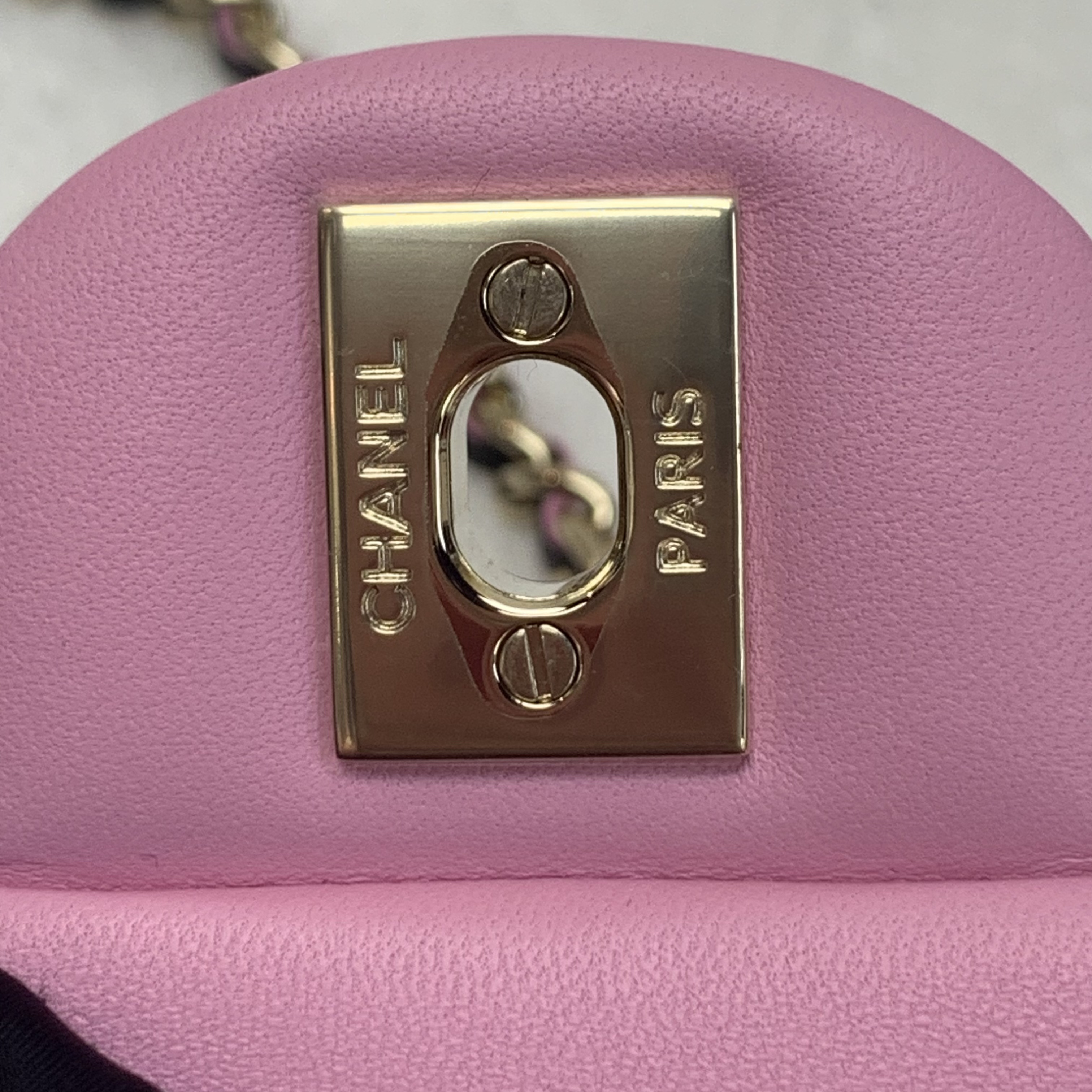 Full set 23P Chanel 粉拼黑Flap Bag