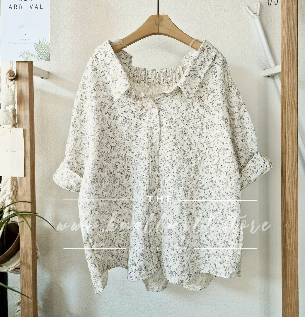 日系花葉刺繡print Top 