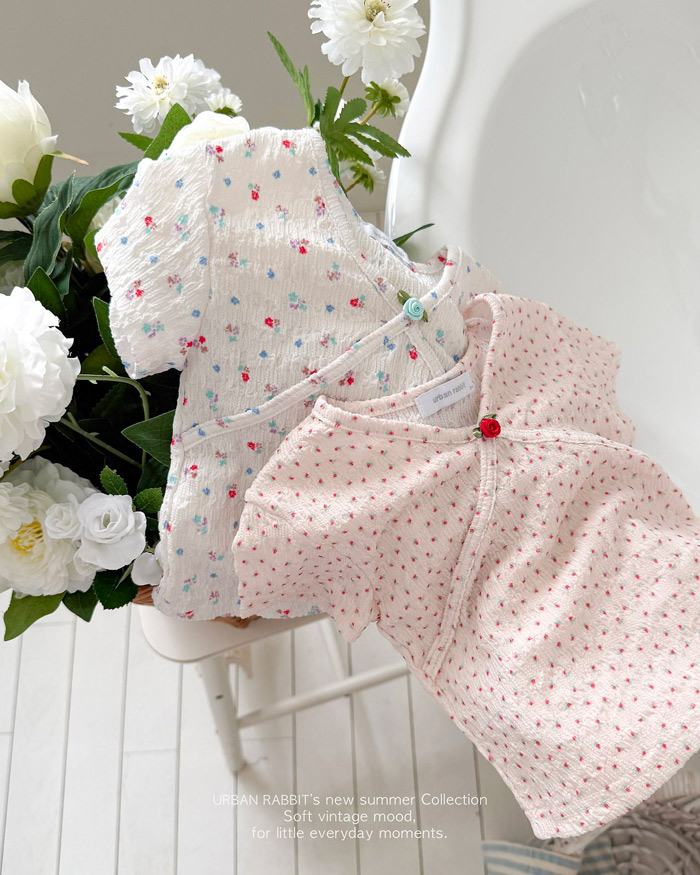 🇰🇷Urban Rabbit tee