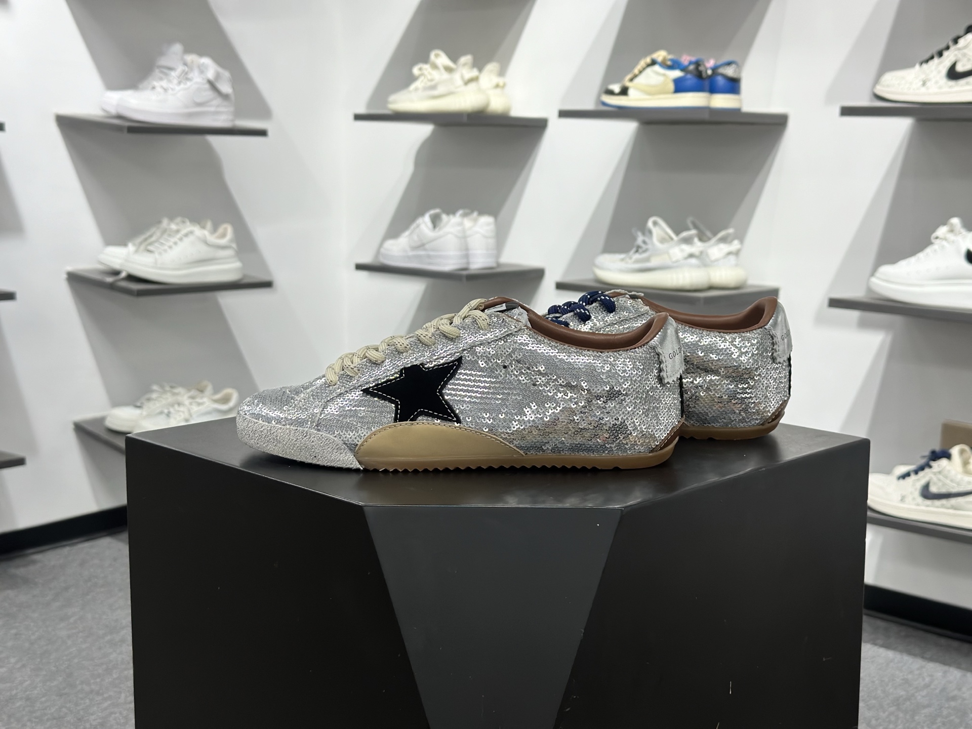 Golden Goose True Star