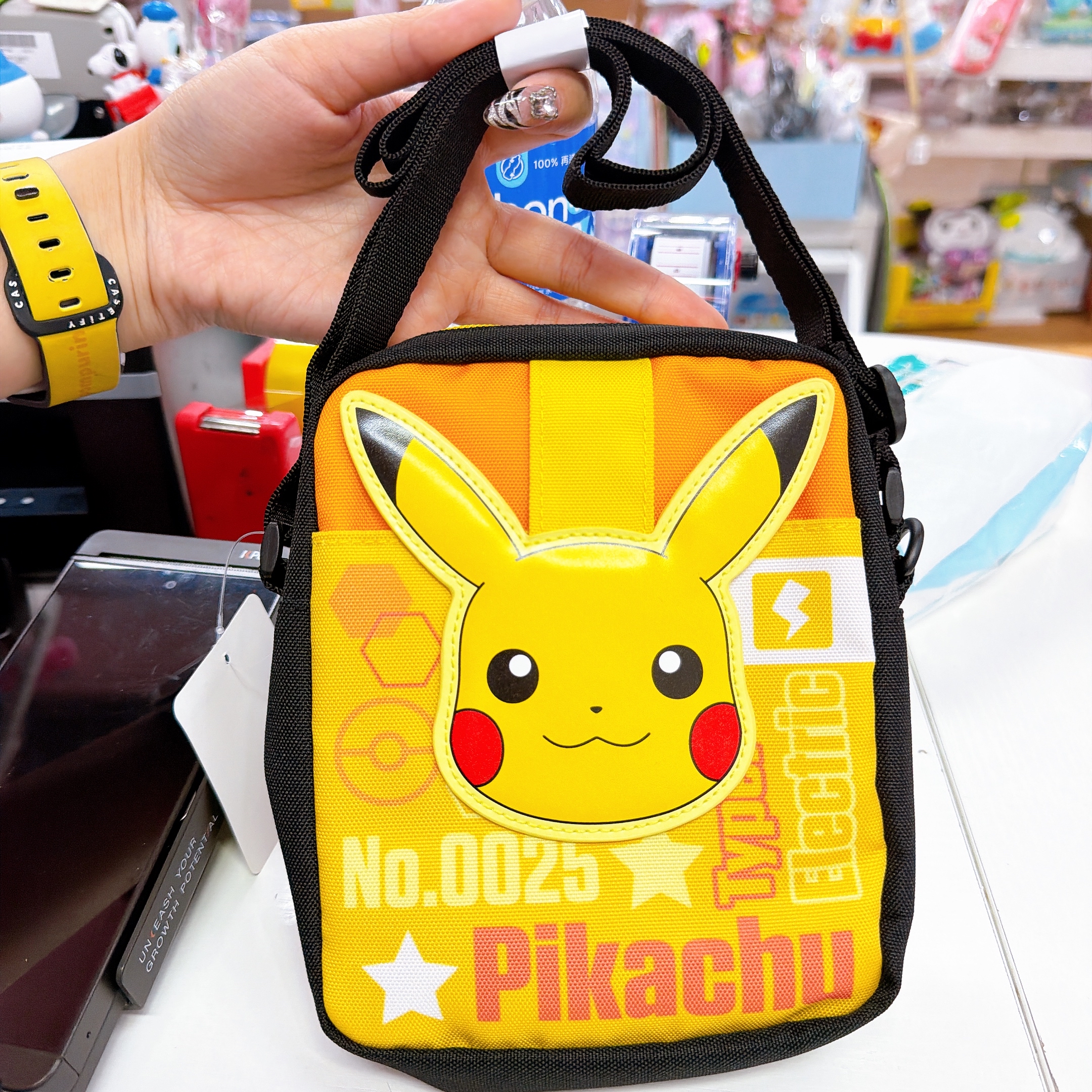 原裝行貨比卡超斜孭袋