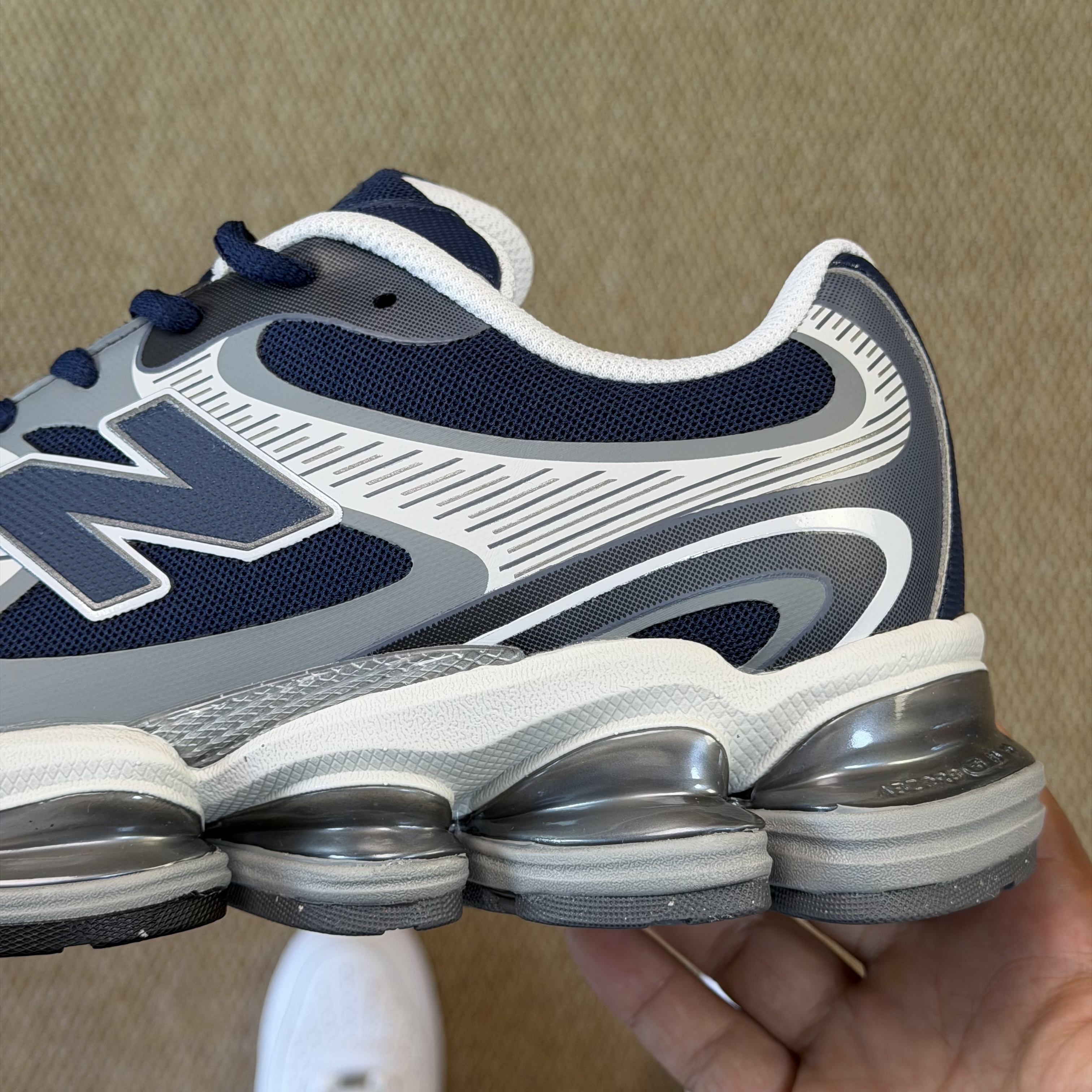 New Balance ABZORB 2000 U20001PB