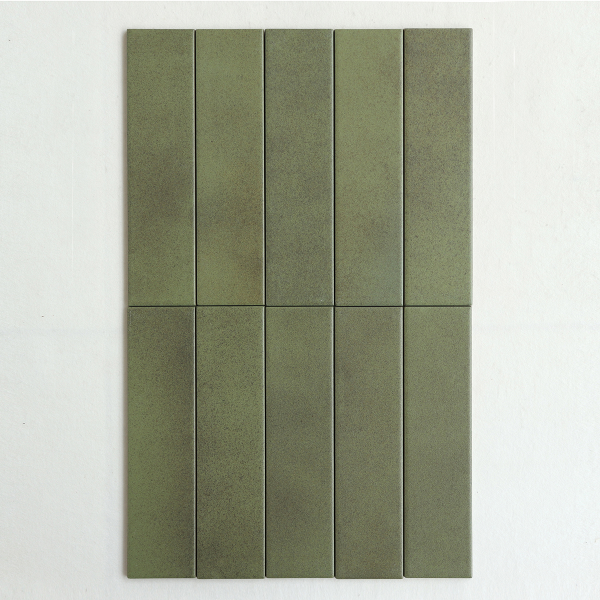 Cloudy Matte 60 Tile